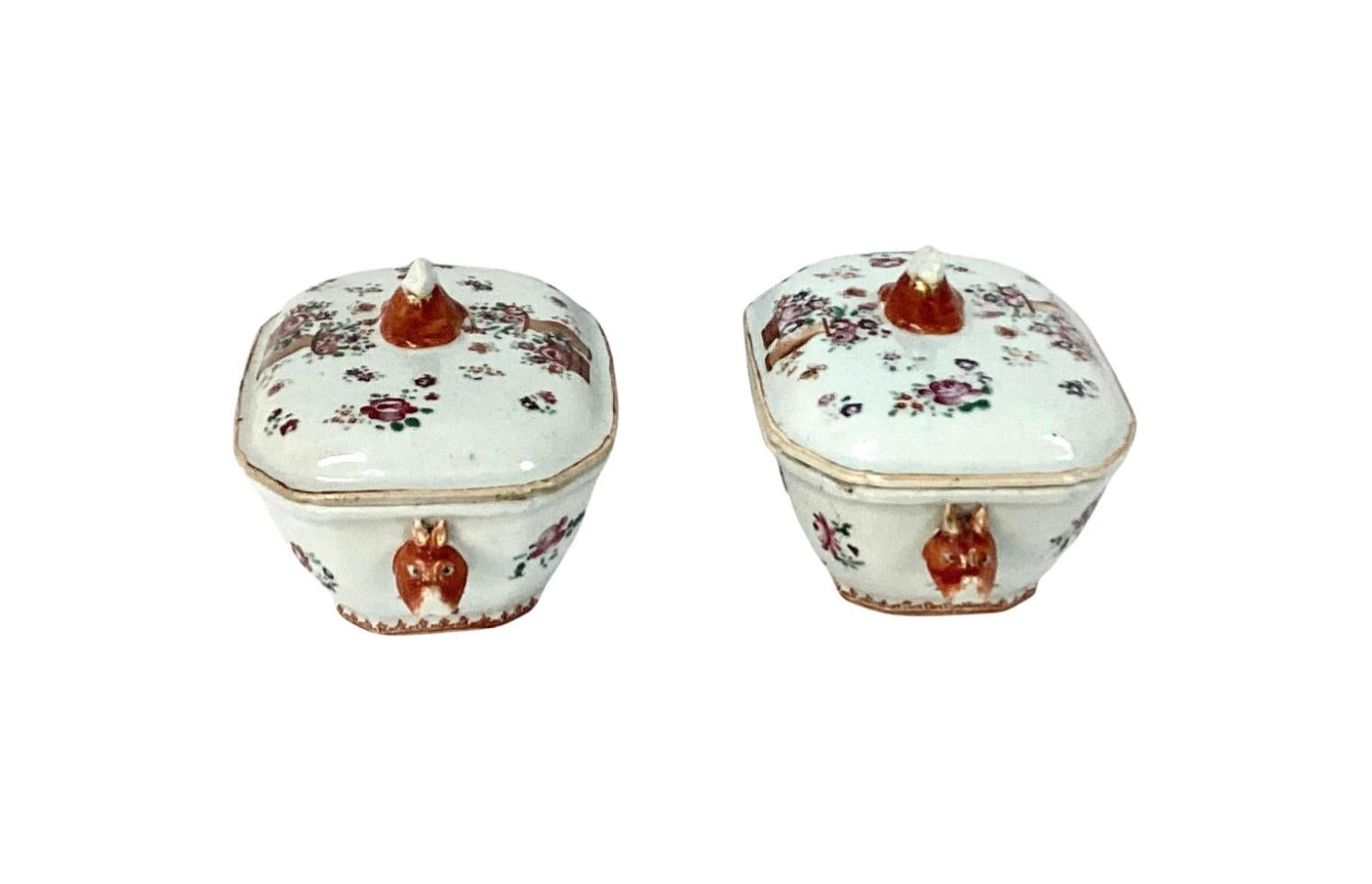 Pair 18th Century Chinese Export Famille Rose Tureens with Lids For Sale 6