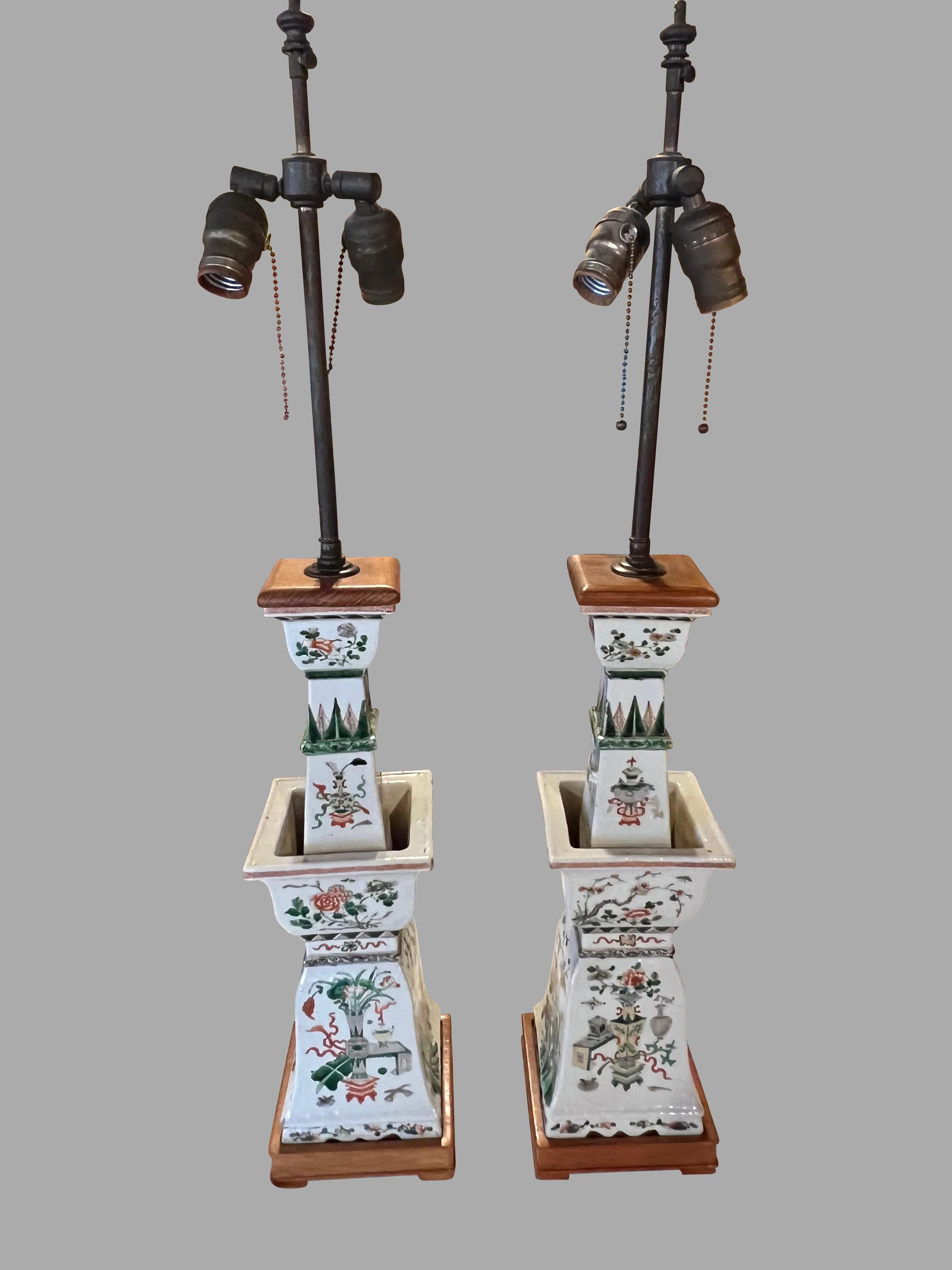 Pair 18th Century Chinese Export 'The Hundred Antiques' Decoration Candlesticks In Good Condition For Sale In San Francisco, CA