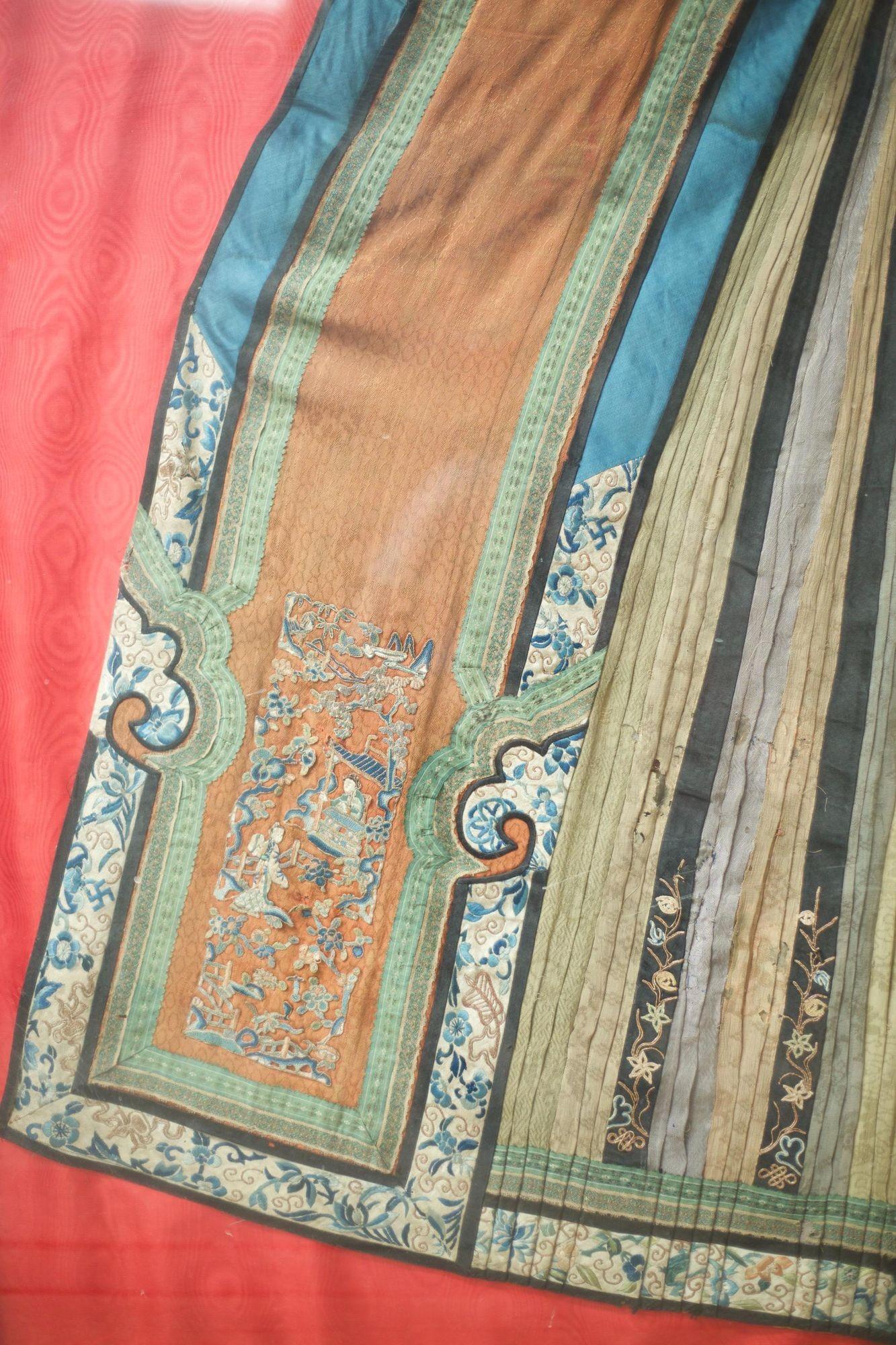 These are a stunning and rare pair of framed 18th century Chinese silk ceremonial dresses. The amount of detail is incredible with very fine figures and birds amongst tress. The condition of these is very good with clean bold colours and near