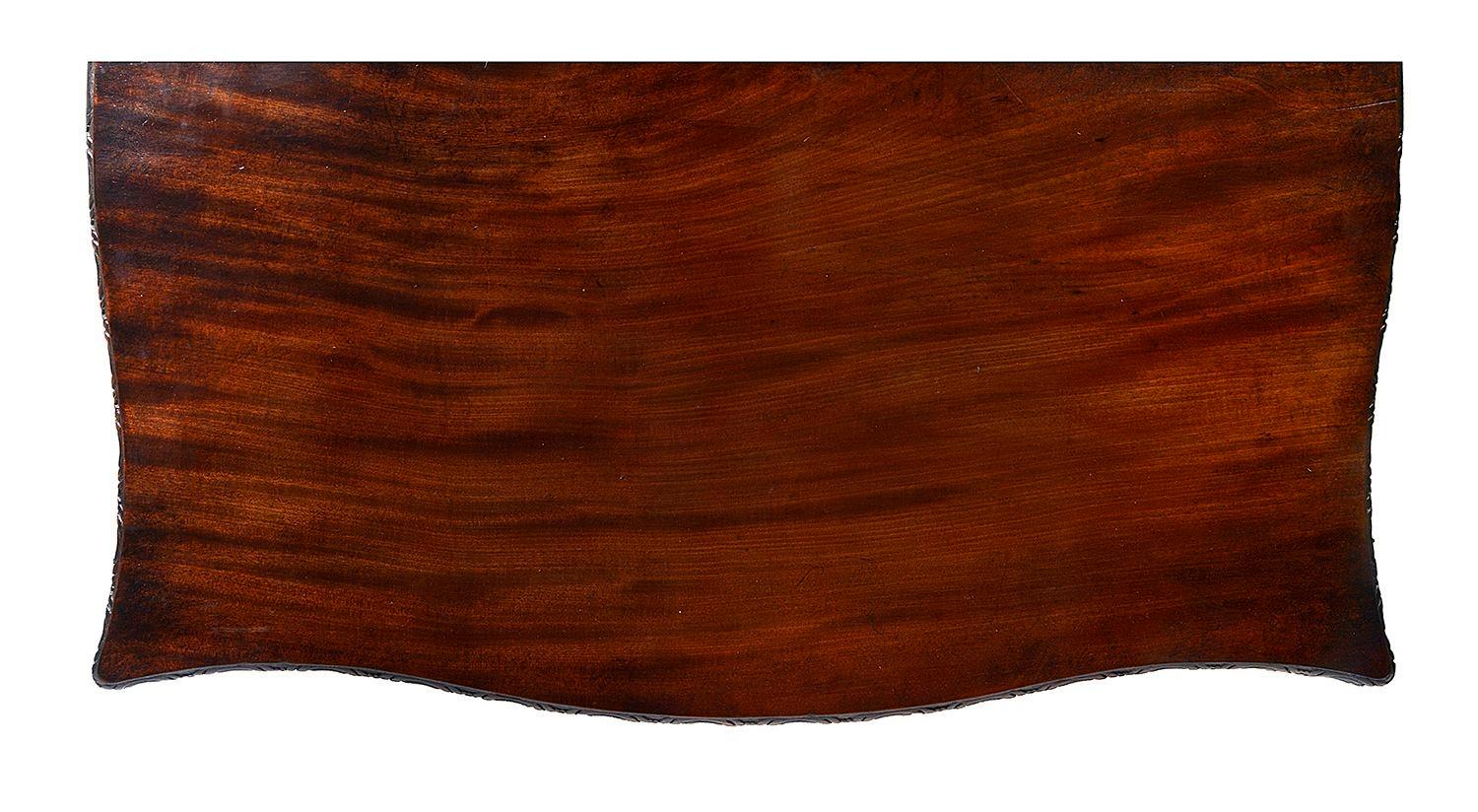 Pareja de mesas de cartas de caoba del siglo XVIII, época Chippendale. en Bueno estado para la venta en Brighton, Sussex