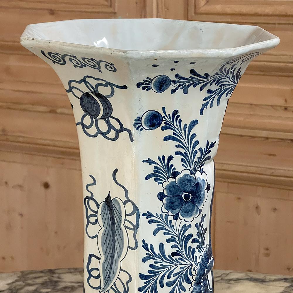Pair 18th Century Delft Blue & White Vases For Sale 4