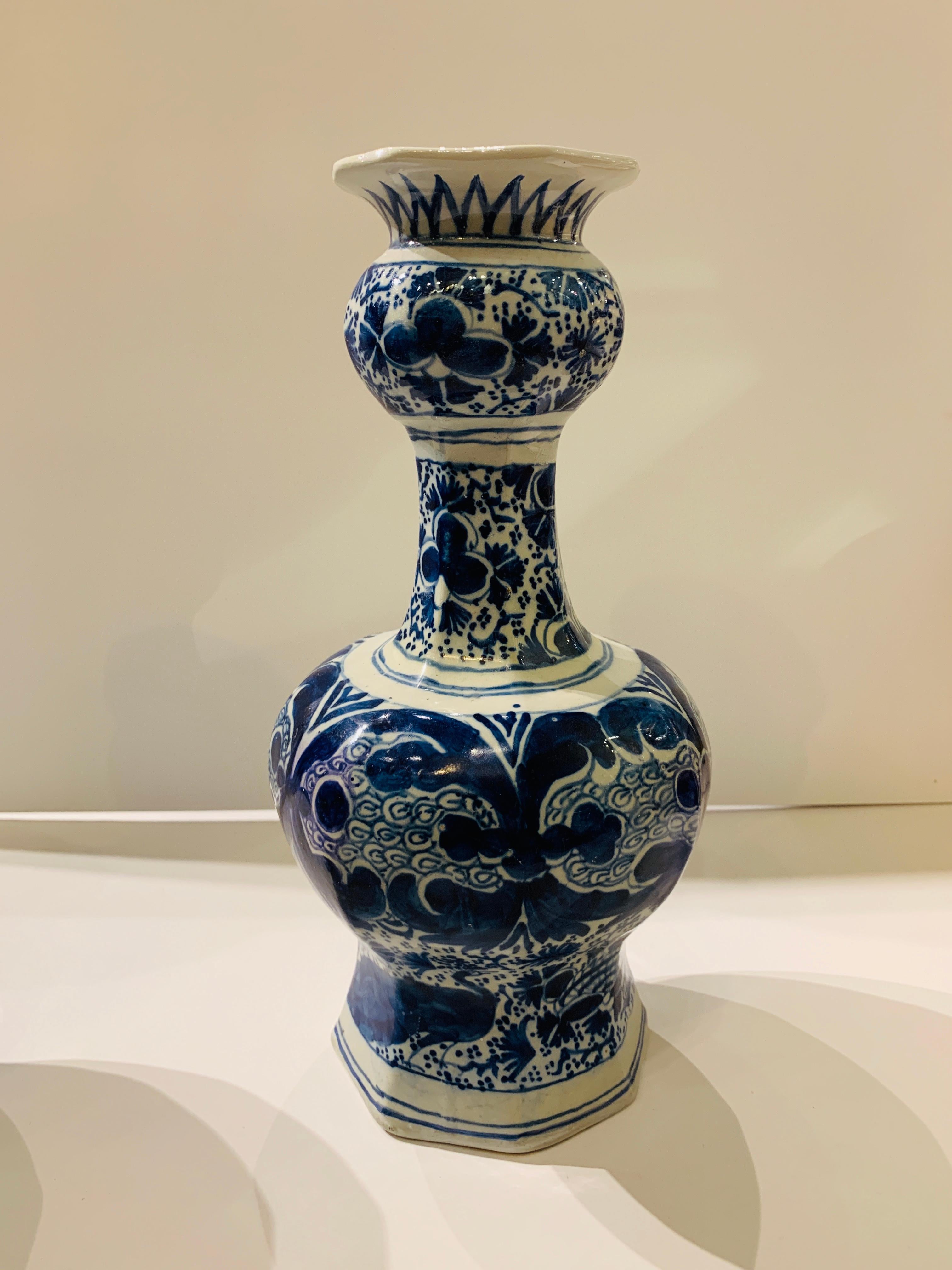 Pair 18th Century Dutch Delft Blue and White Vases In Good Condition In Katonah, NY