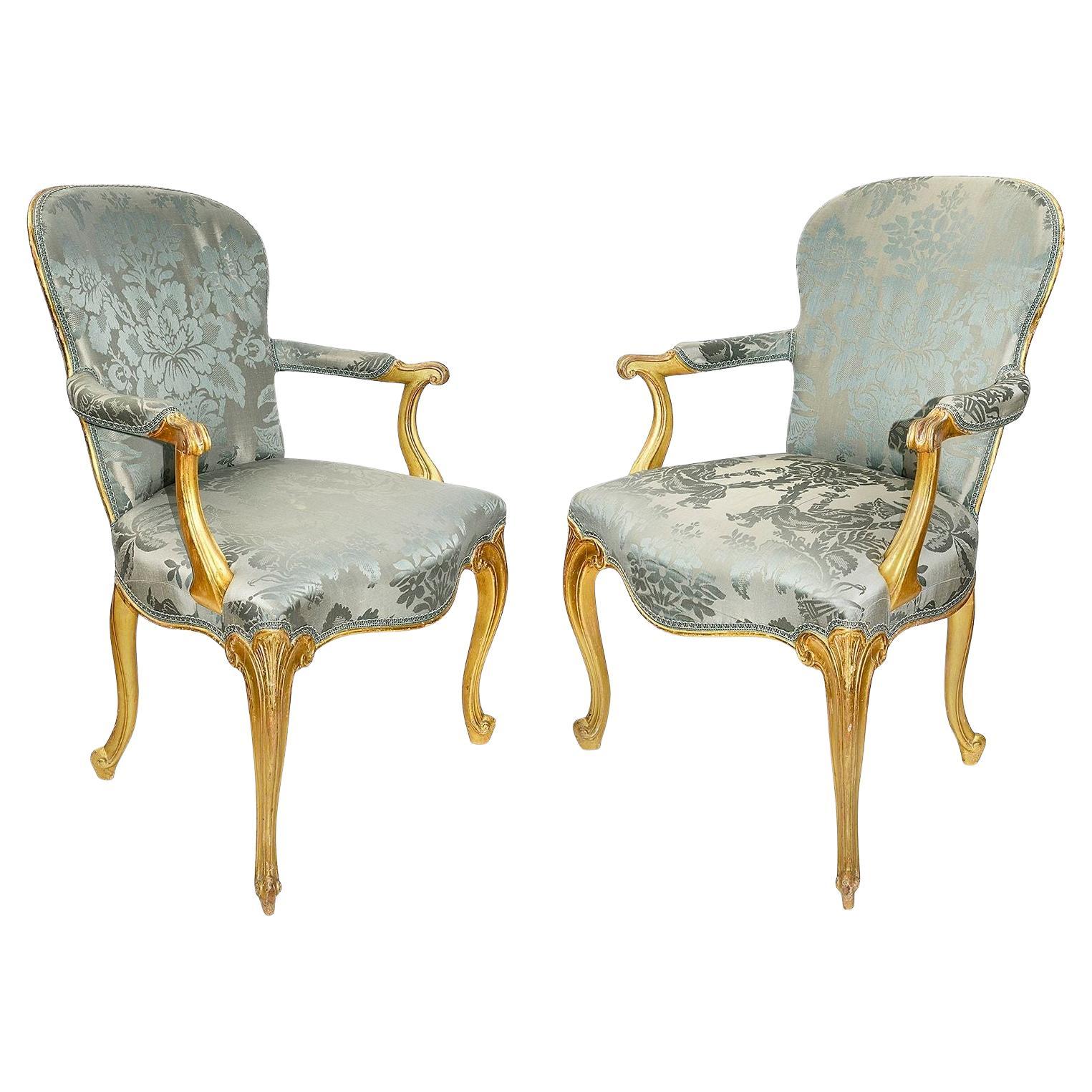 Paire de fauteuils Hepplewhite français du 18e siècle