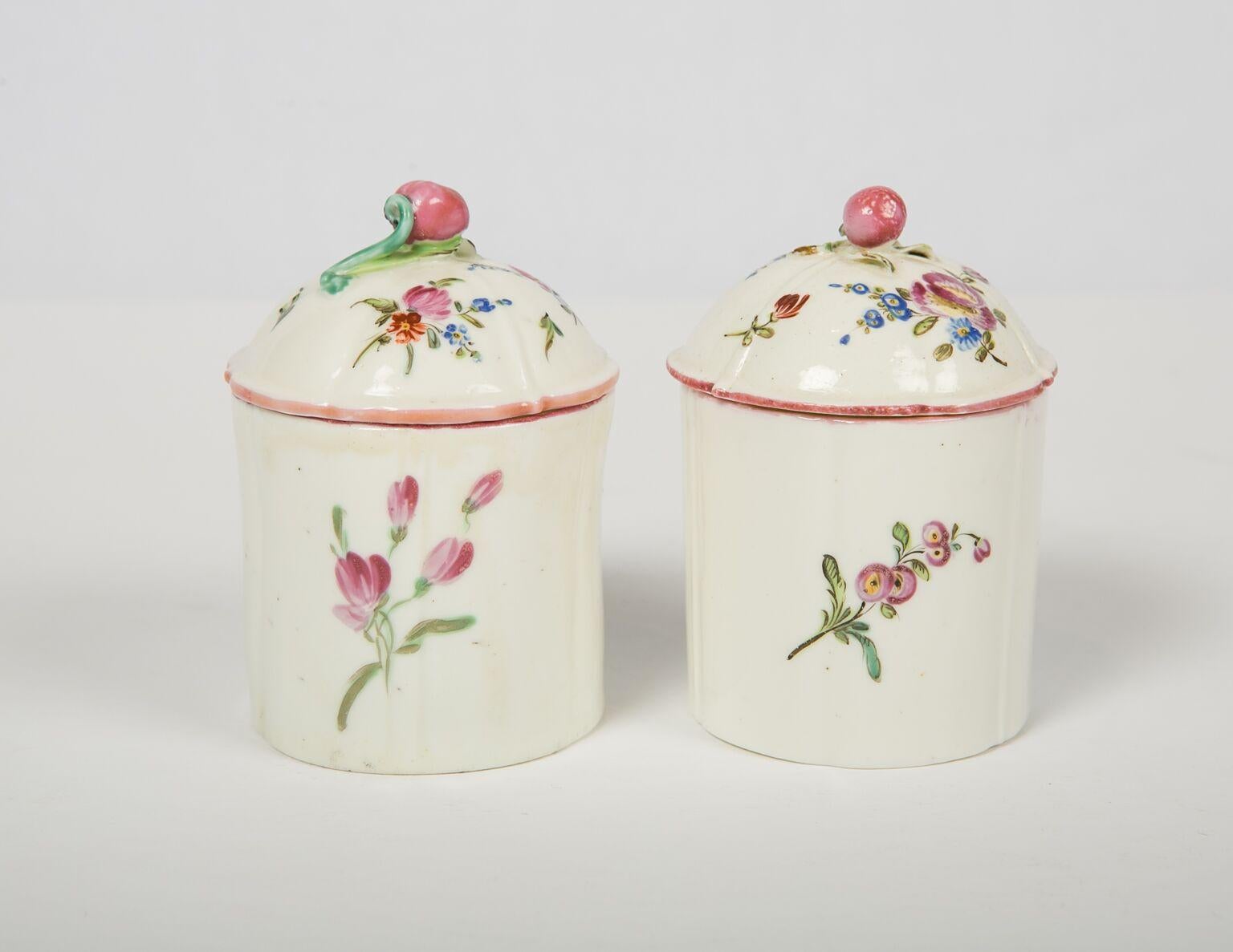 Pair Mennecy 18th Century French Porcelain Pots Made Circa 1750 In Excellent Condition In Katonah, NY