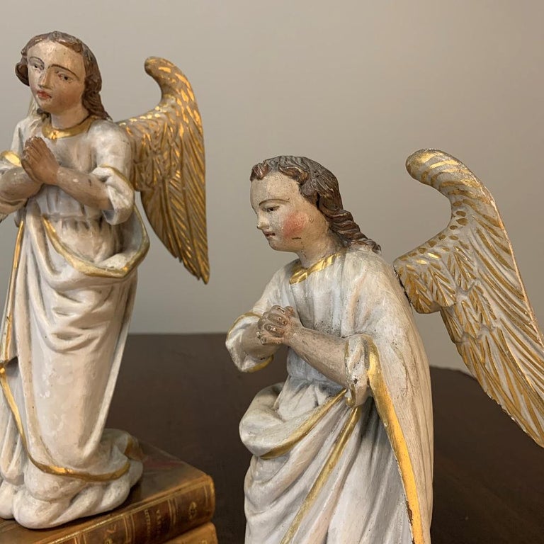Late 18th Century Pair of 18th Century Hand Carved and Painted Italian Angels For Sale