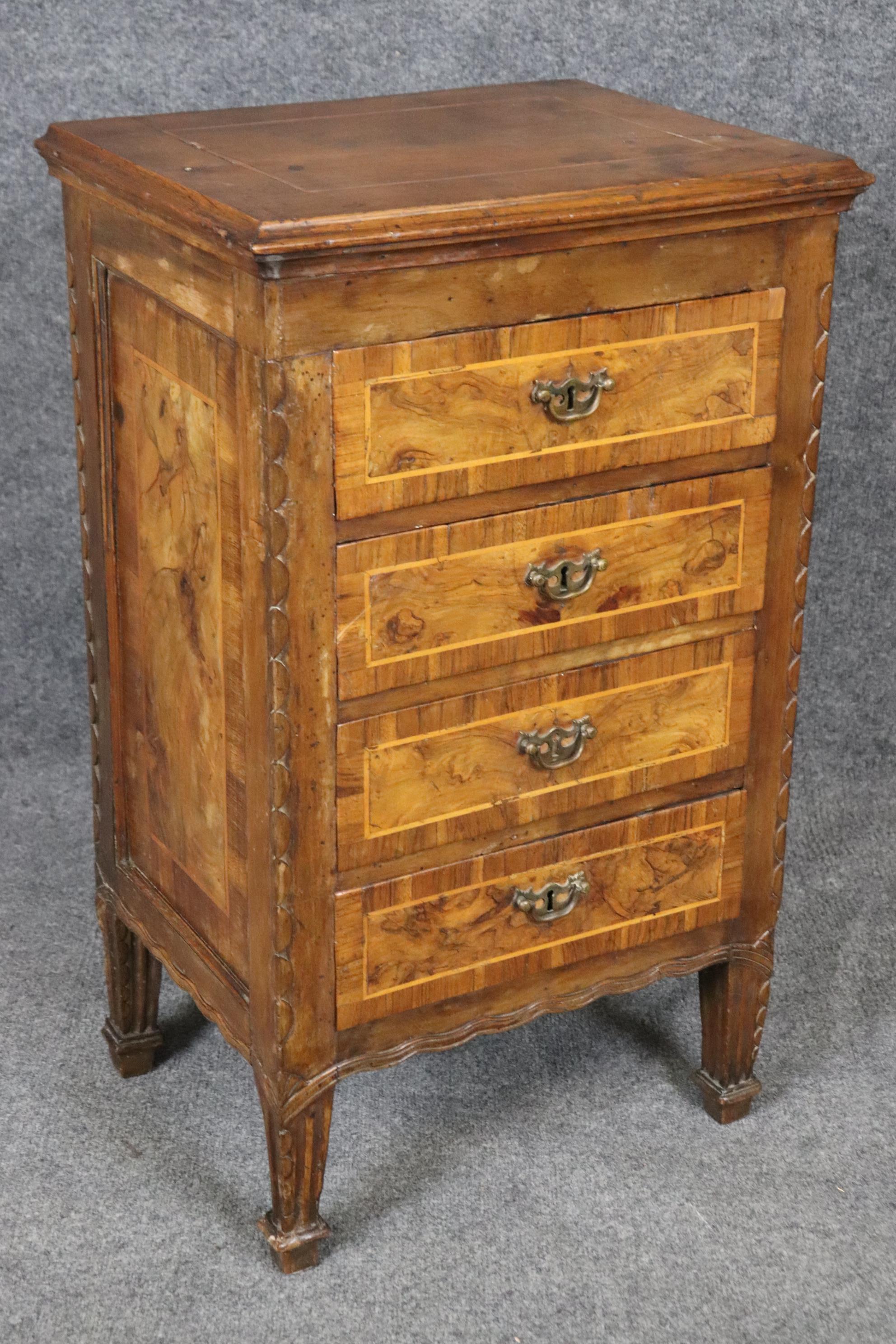 Pair 18th Century Italian 4 drawer Nightstands Side Cabinets in Olivewood 5