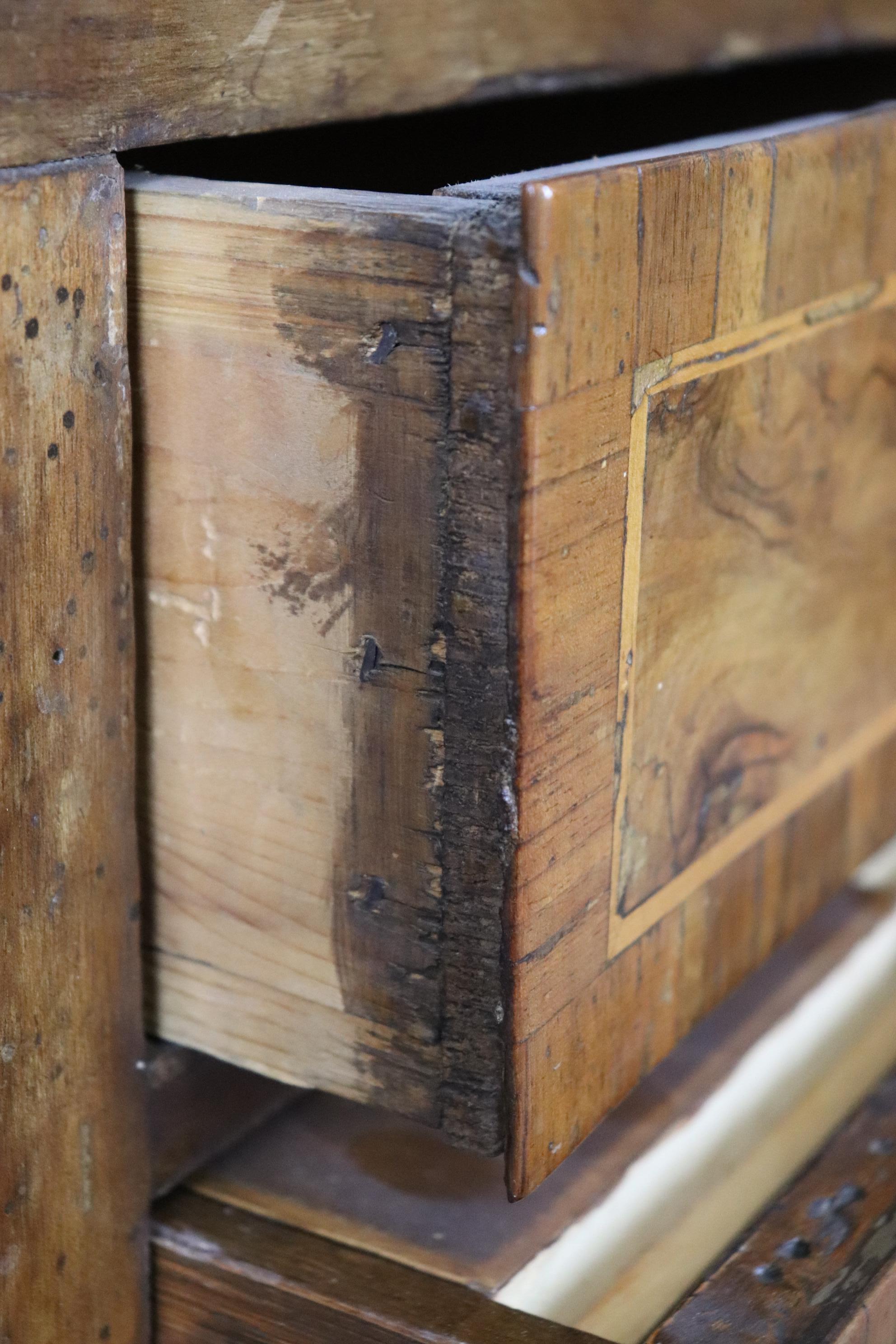 Late 18th Century Pair 18th Century Italian 4 drawer Nightstands Side Cabinets in Olivewood