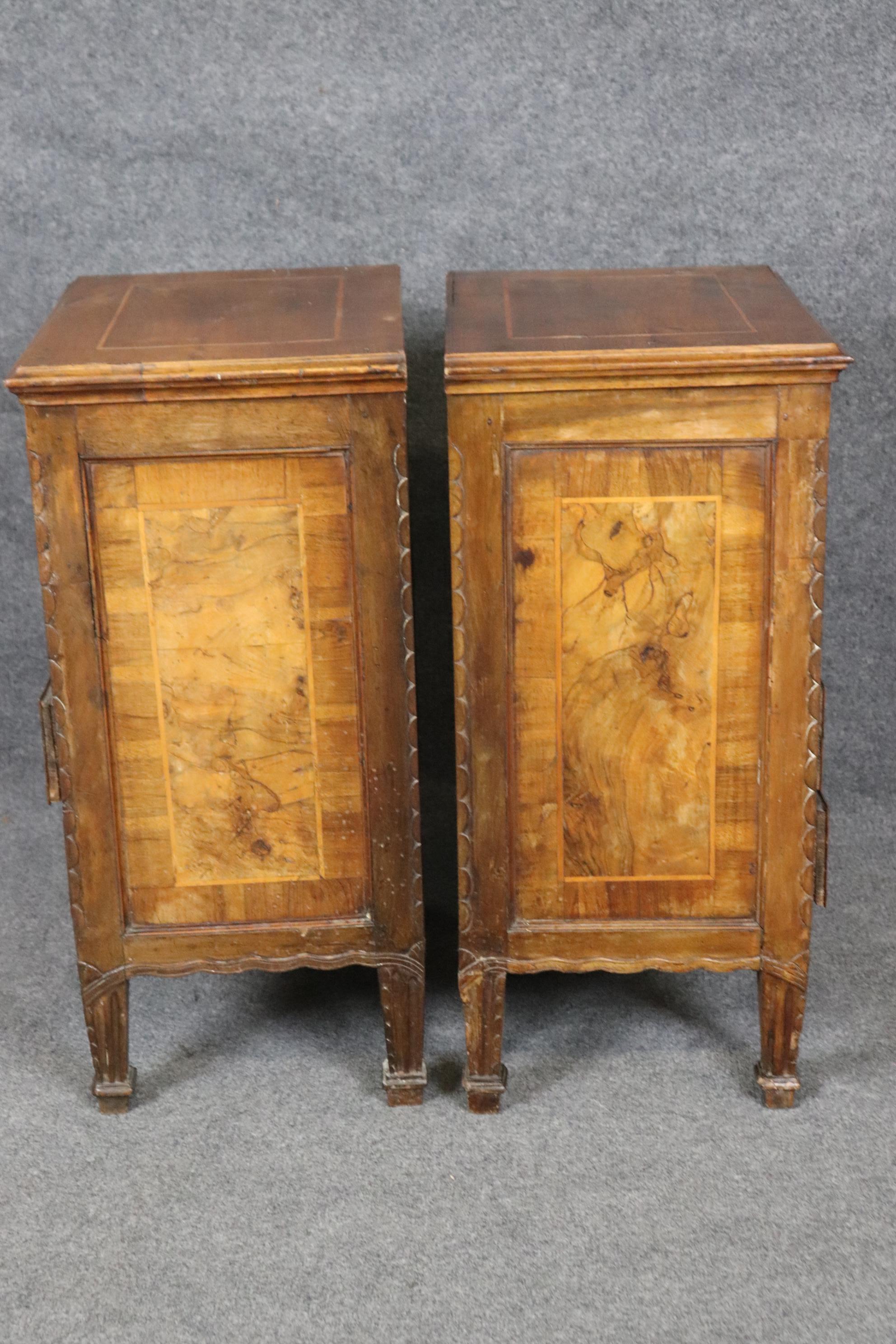 Pair 18th Century Italian 4 drawer Nightstands Side Cabinets in Olivewood 3