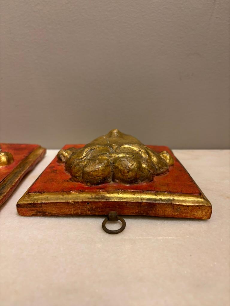 Pair 18th Century Italian Neoclassical Gilt Wood and Painted Carved Masks For Sale 8