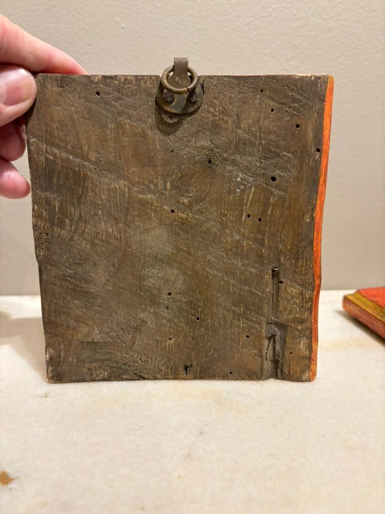 Pair 18th Century Italian Neoclassical Gilt Wood and Painted Carved Masks For Sale 10