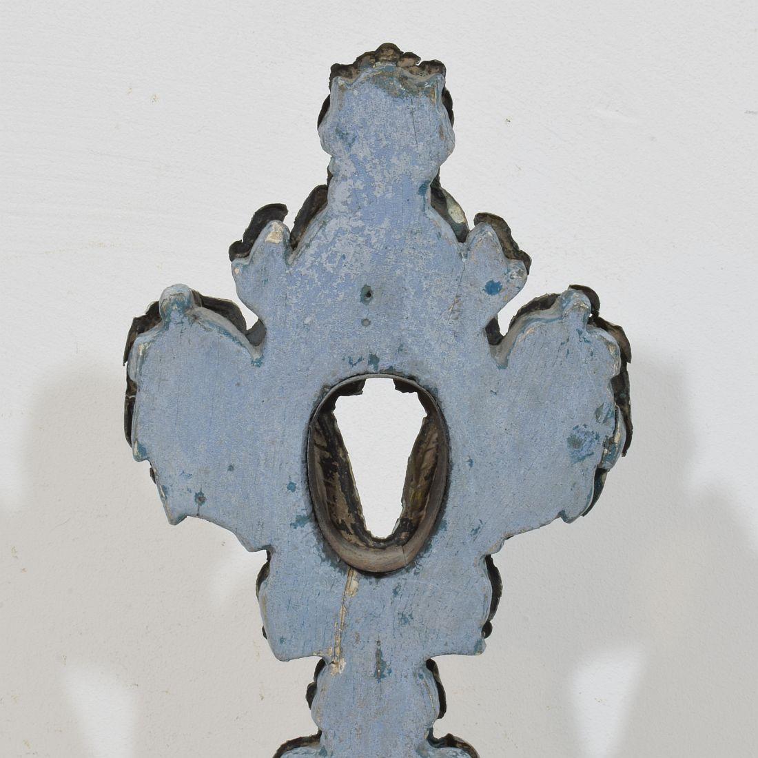 Coppia di reliquiari barocchi italiani del XVIII secolo in argento su legno in vendita 8