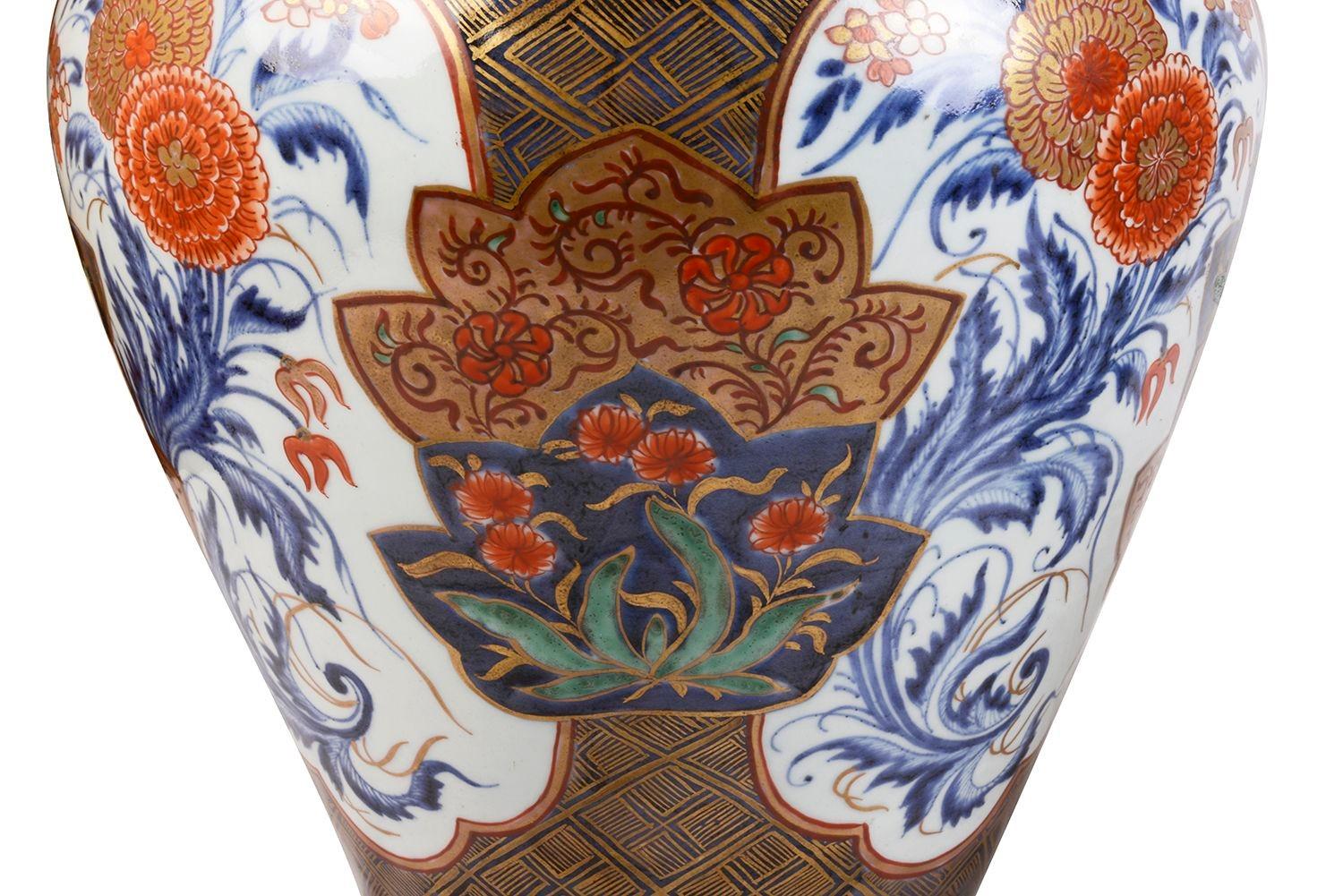 Pair 18th Century Japanese Arita Imari Porcelain Vases / Lamps, circa 1780 For Sale 1