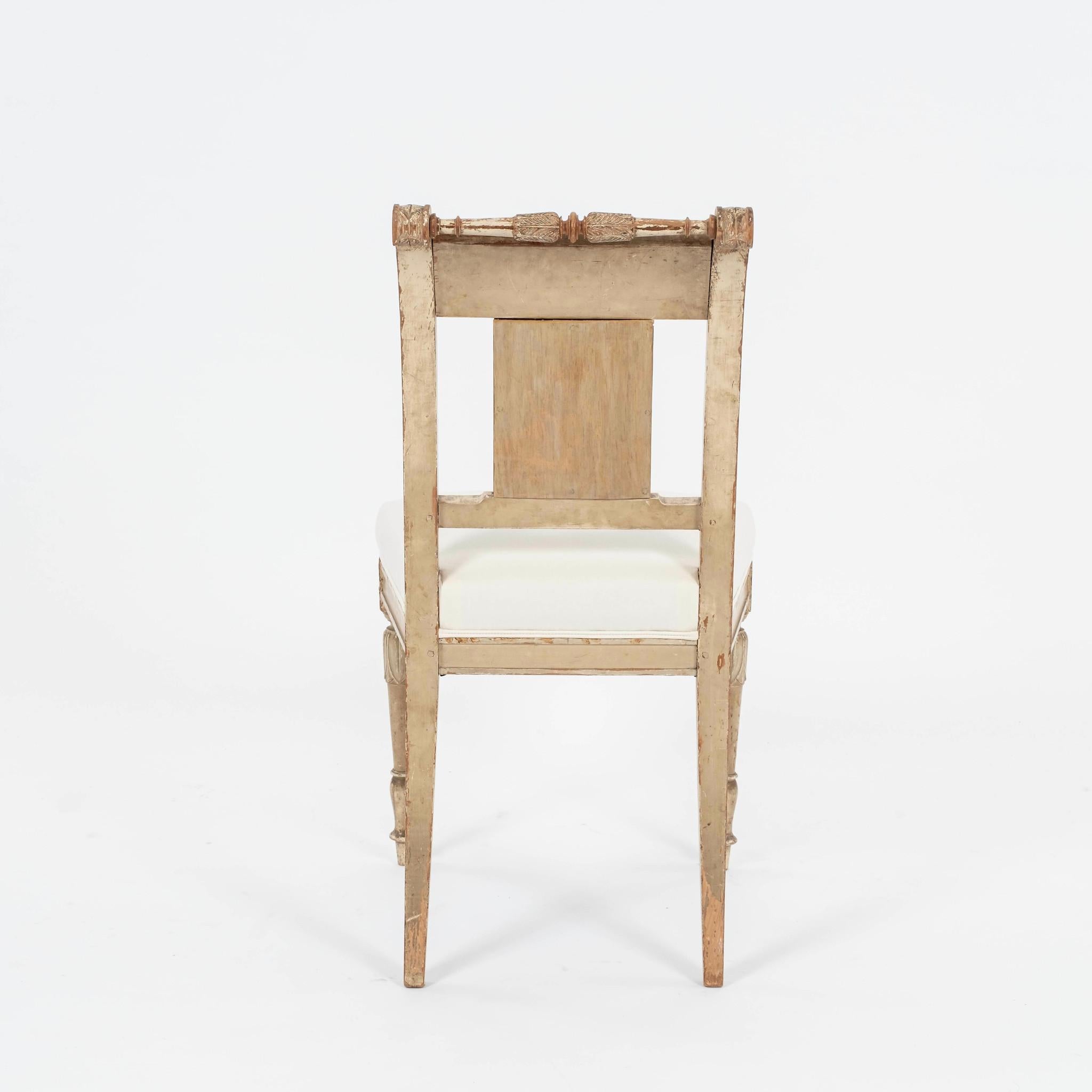 Paar neoklassizistische gustavianische Stühle aus dem 18. Jahrhundert (Gustavianisch) im Angebot