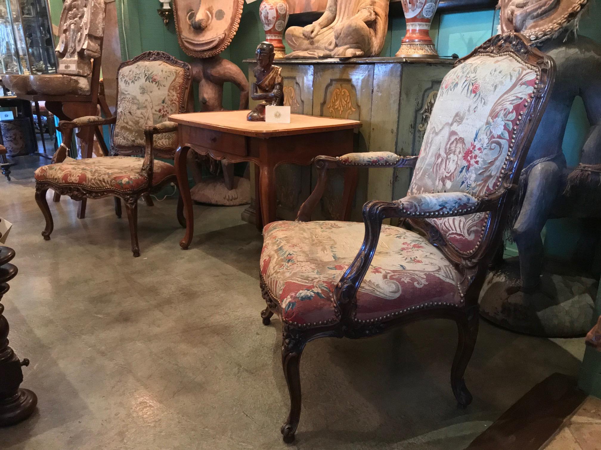 Paar Regence Fauteuils Sessel, Original Aubusson-Wandteppich, antik, Paar (Französisch) im Angebot