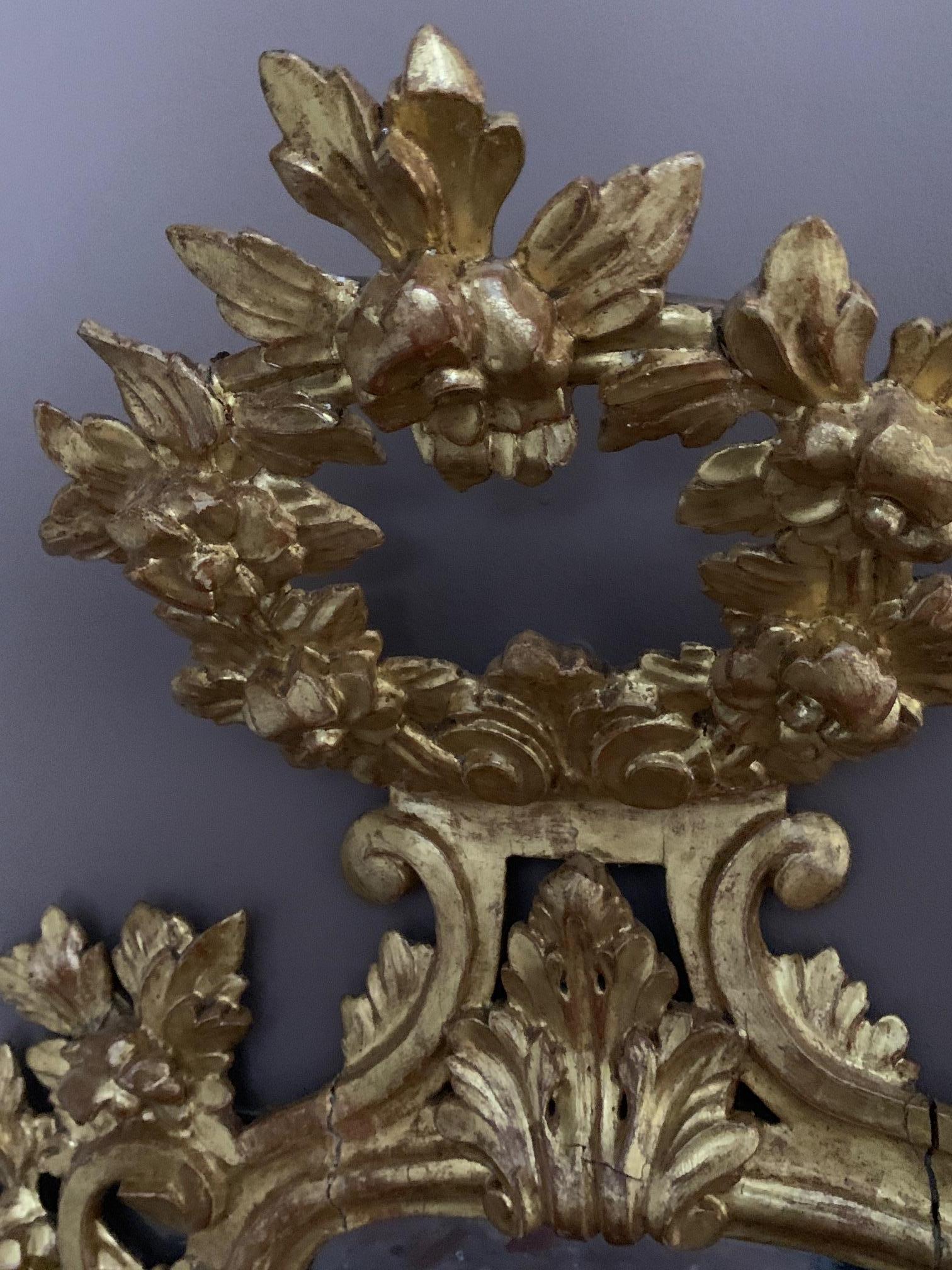 Pair of 18th Century Spanish Charles III Carved Gilded Wood Mirrors For Sale 1