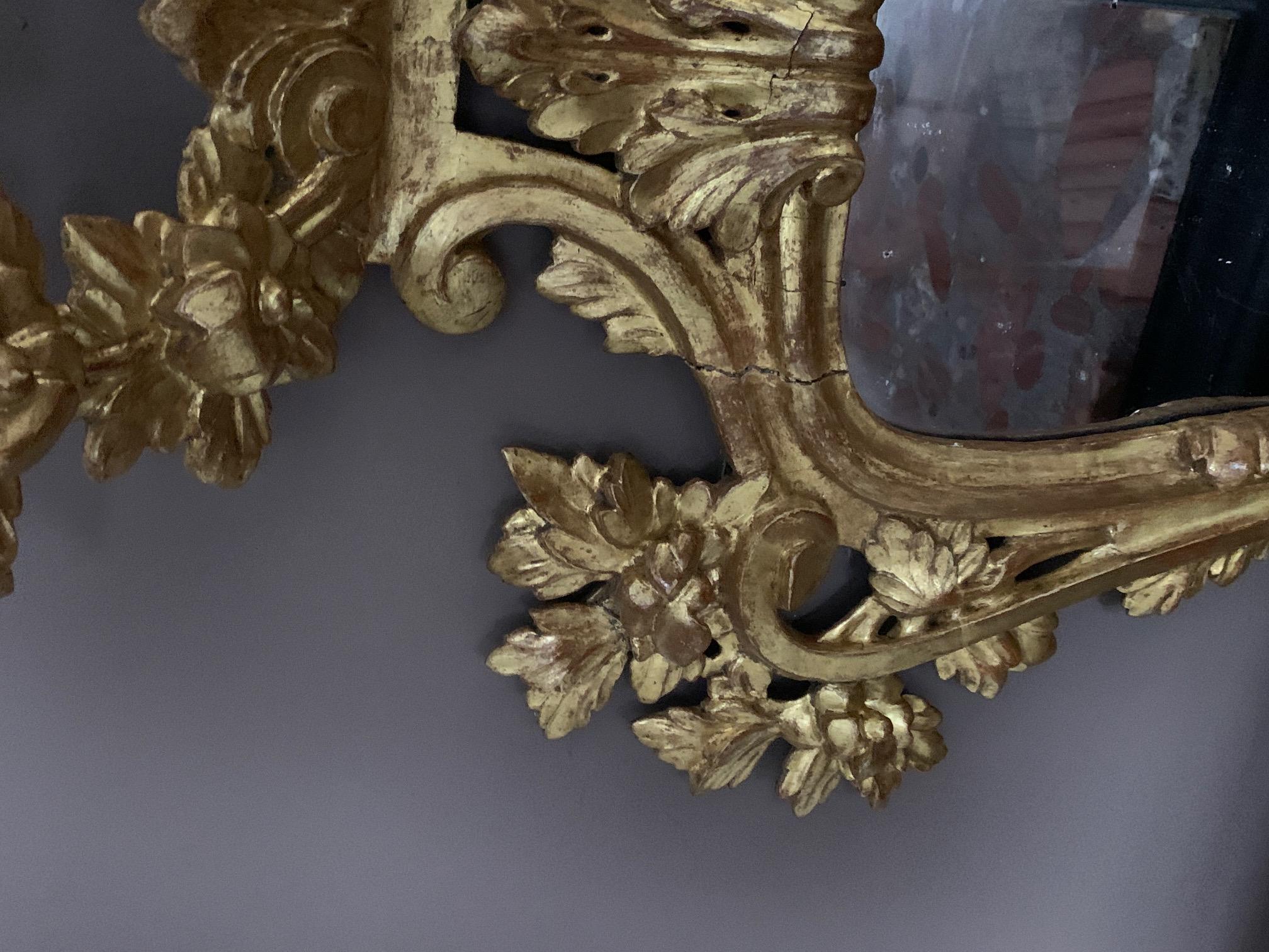 Pair of 18th Century Spanish Charles III Carved Gilded Wood Mirrors For Sale 2