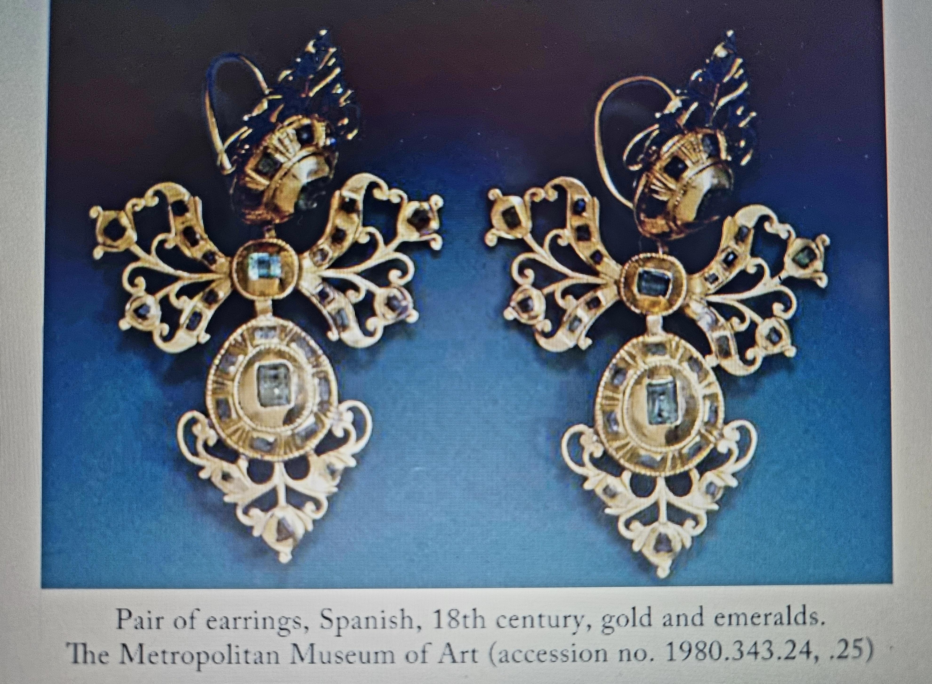 Pair 18th Century Spanish Rose-Cut Diamond and  18 K Gold Earring - Wearable Art For Sale 4