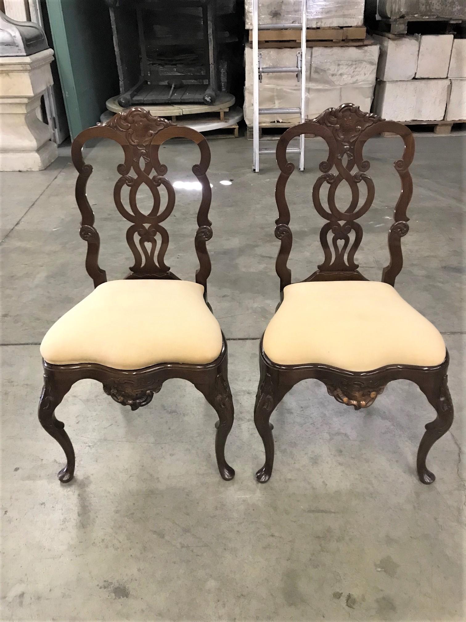 Pair Portuguese Rococo Jacaranda Hand carved Wood Dining Side Chairs Antique LA For Sale 1