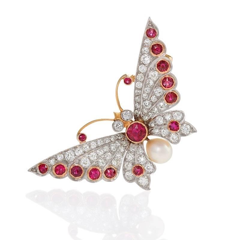 Pair of 1910s Diamond Ruby Pearl Platinum and Gold Butterfly Brooches In Excellent Condition In New York, NY