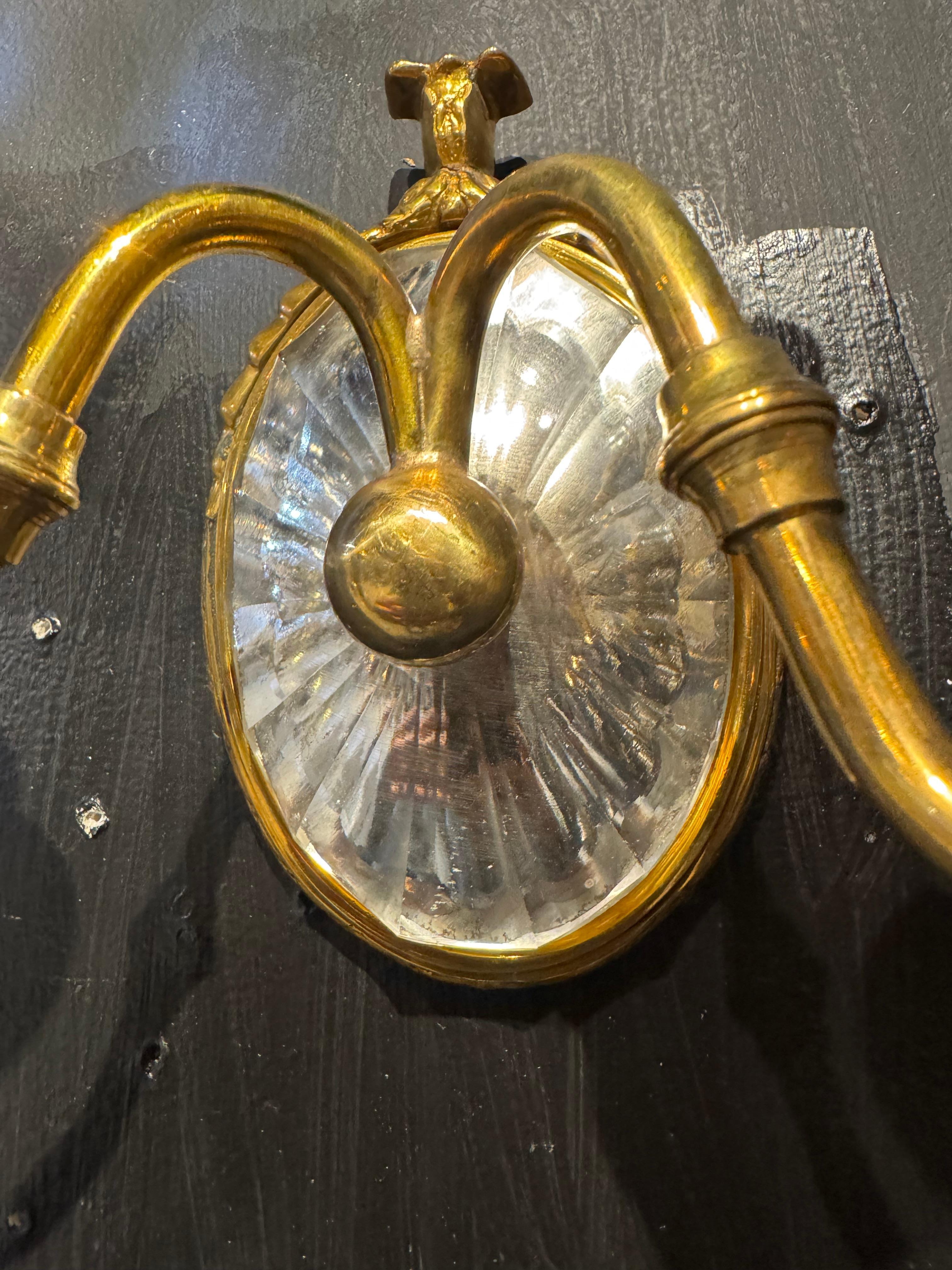 Appliques Caldwell en bronze et verre taillé des années 1920 Bon état - En vente à New York, NY