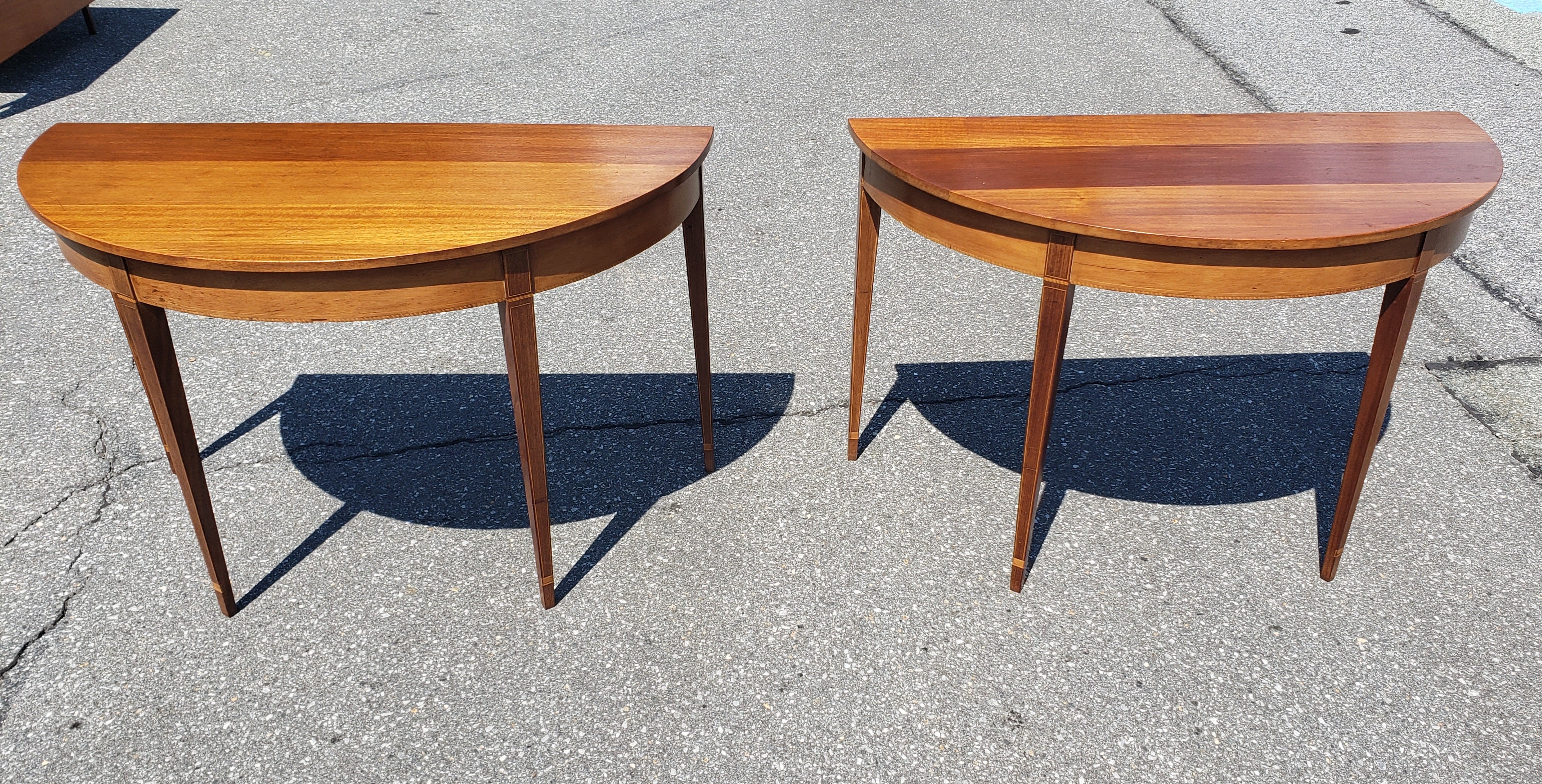 Pair 1930s American Federal Mahogany Inlaid Large Console Tables or Dining Table For Sale 2