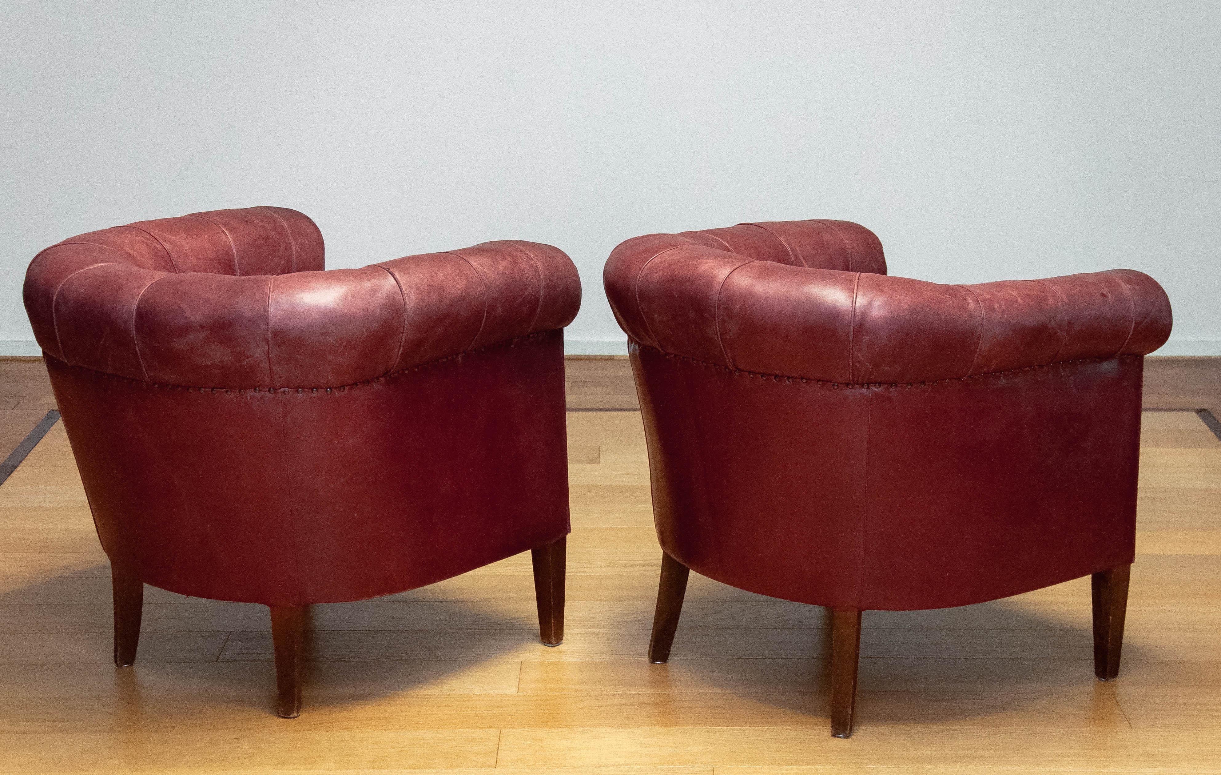 Pair 1930s Swedish Crimson Red Chesterfield Club Chairs in Patinated Leather For Sale 5