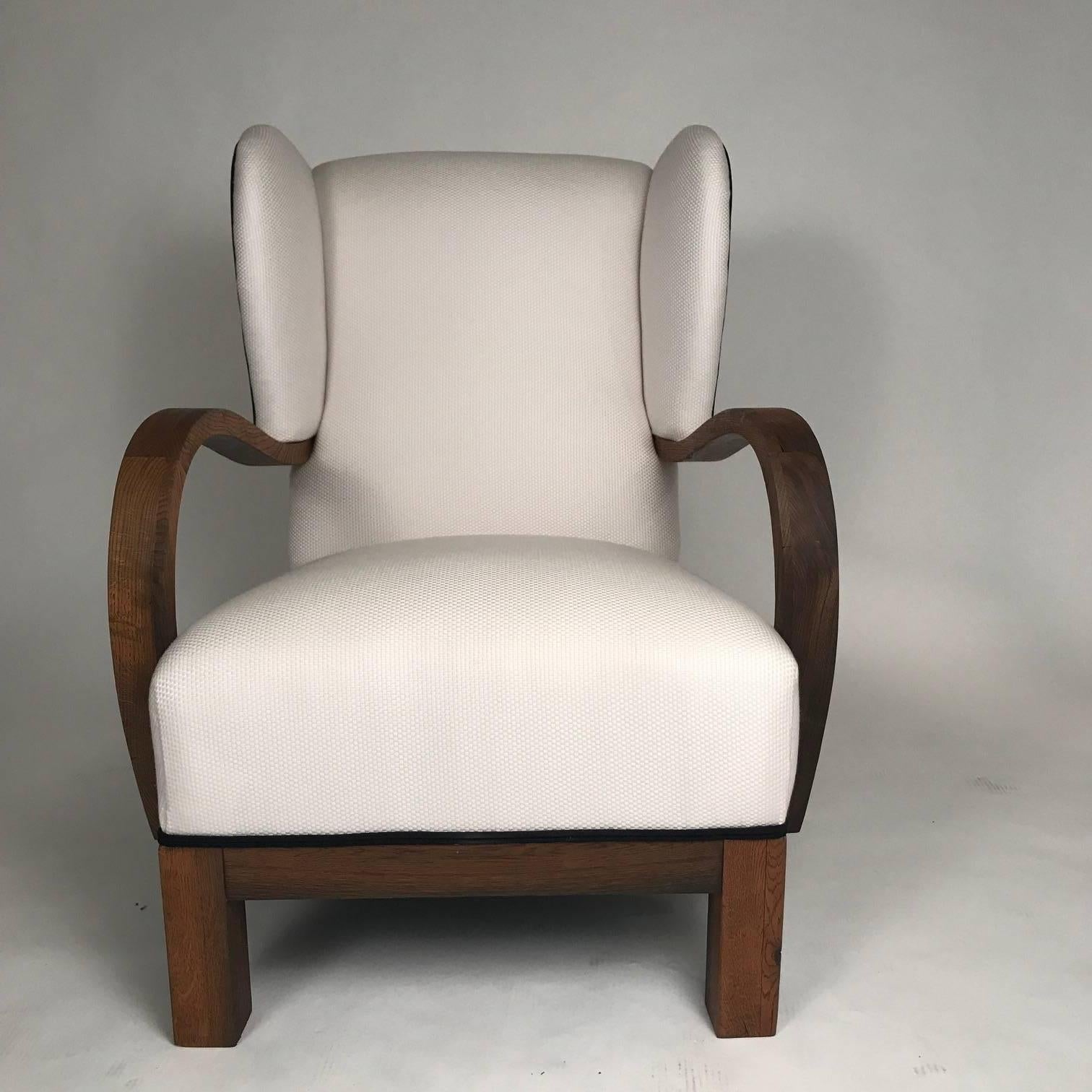 Pair of Art Deco Danish Modern Armchairs In Excellent Condition In Hudson, NY