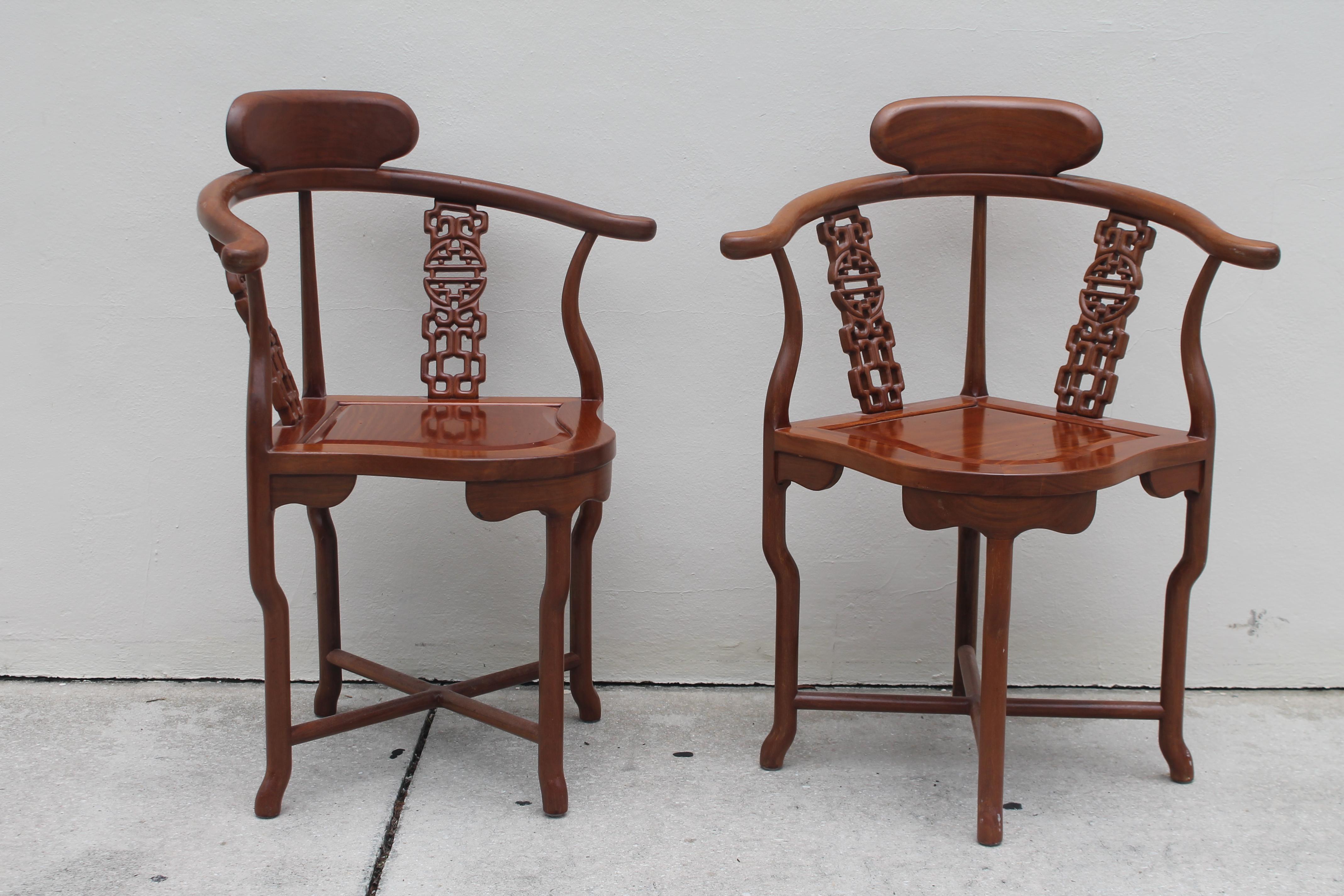 Pair 1940's Hollywood Regency Carved Wood Accent/ Side Chairs Japonisant Design For Sale 9