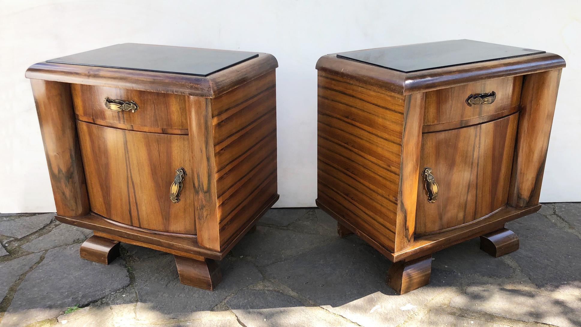 Pair 1940's Night Stands Rosewood Walnut Honeycomb Natural Color Italian Design In Good Condition In Buggiano, IT