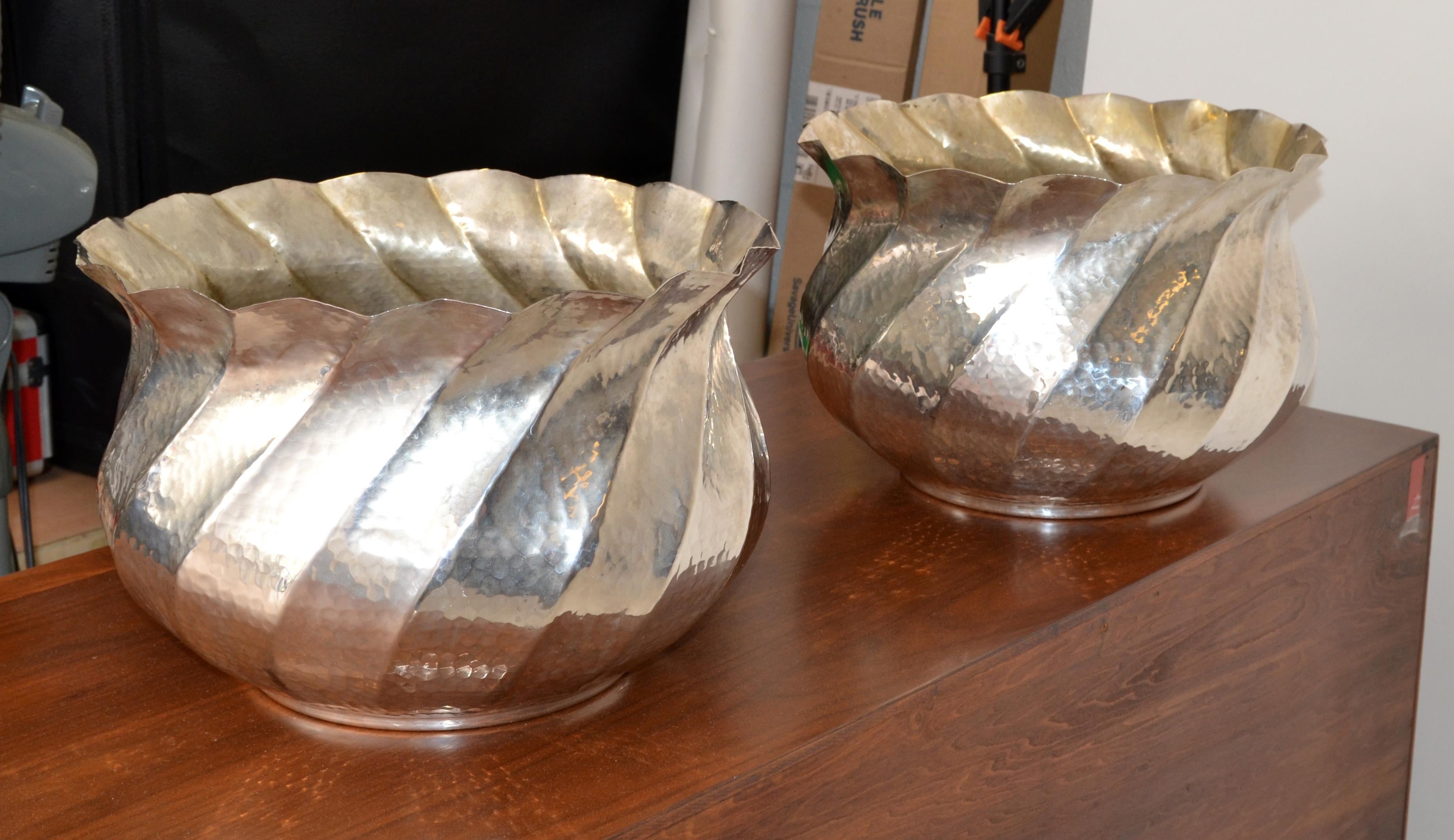 American Pair, 1950s Arts And Crafts Silver Plated Large Hammered and Scalloped Planters For Sale