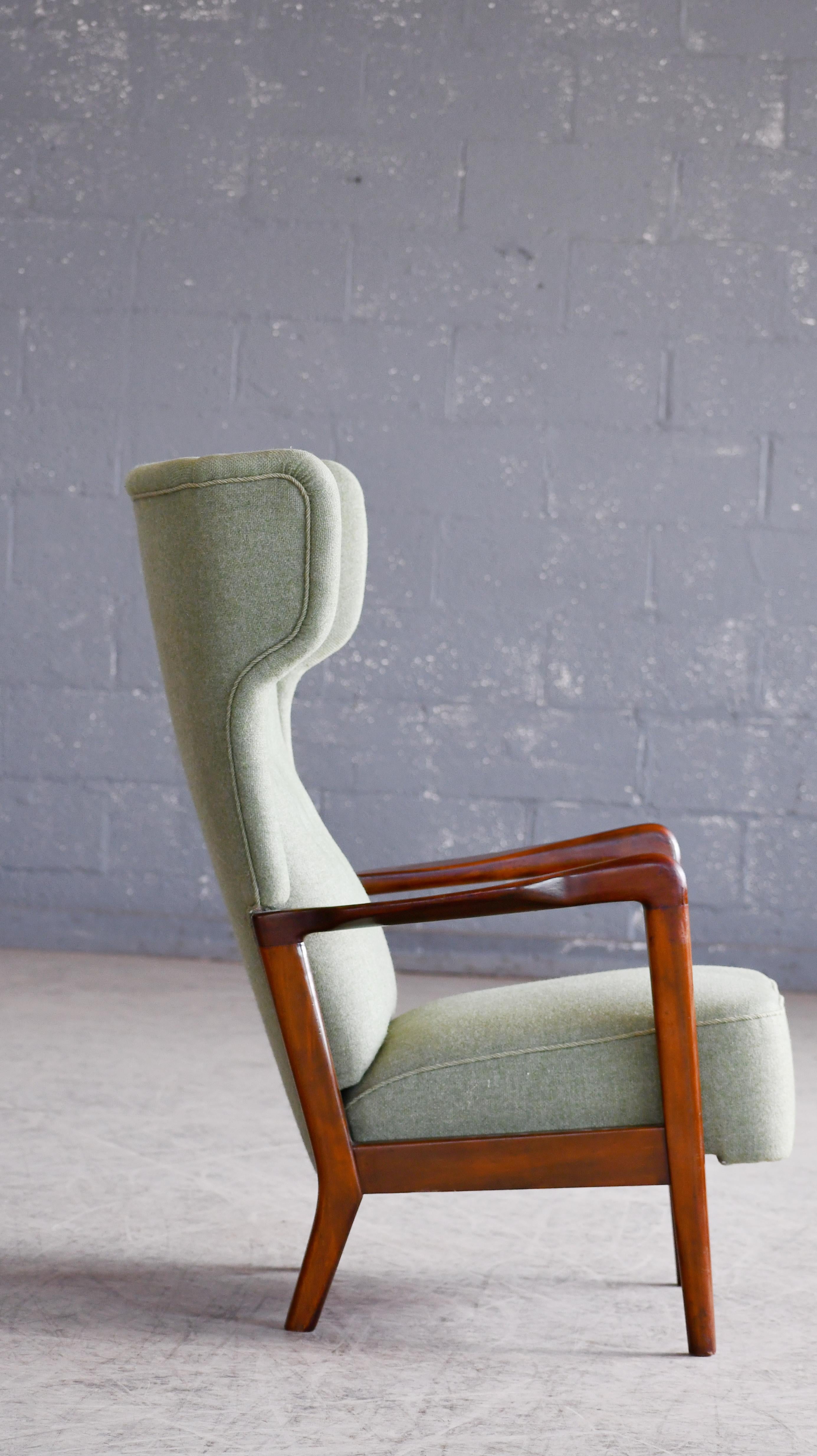 Pair 1950's Danish Soren Hansen for Fritz Hansen Wingback Lounge Chairs 4