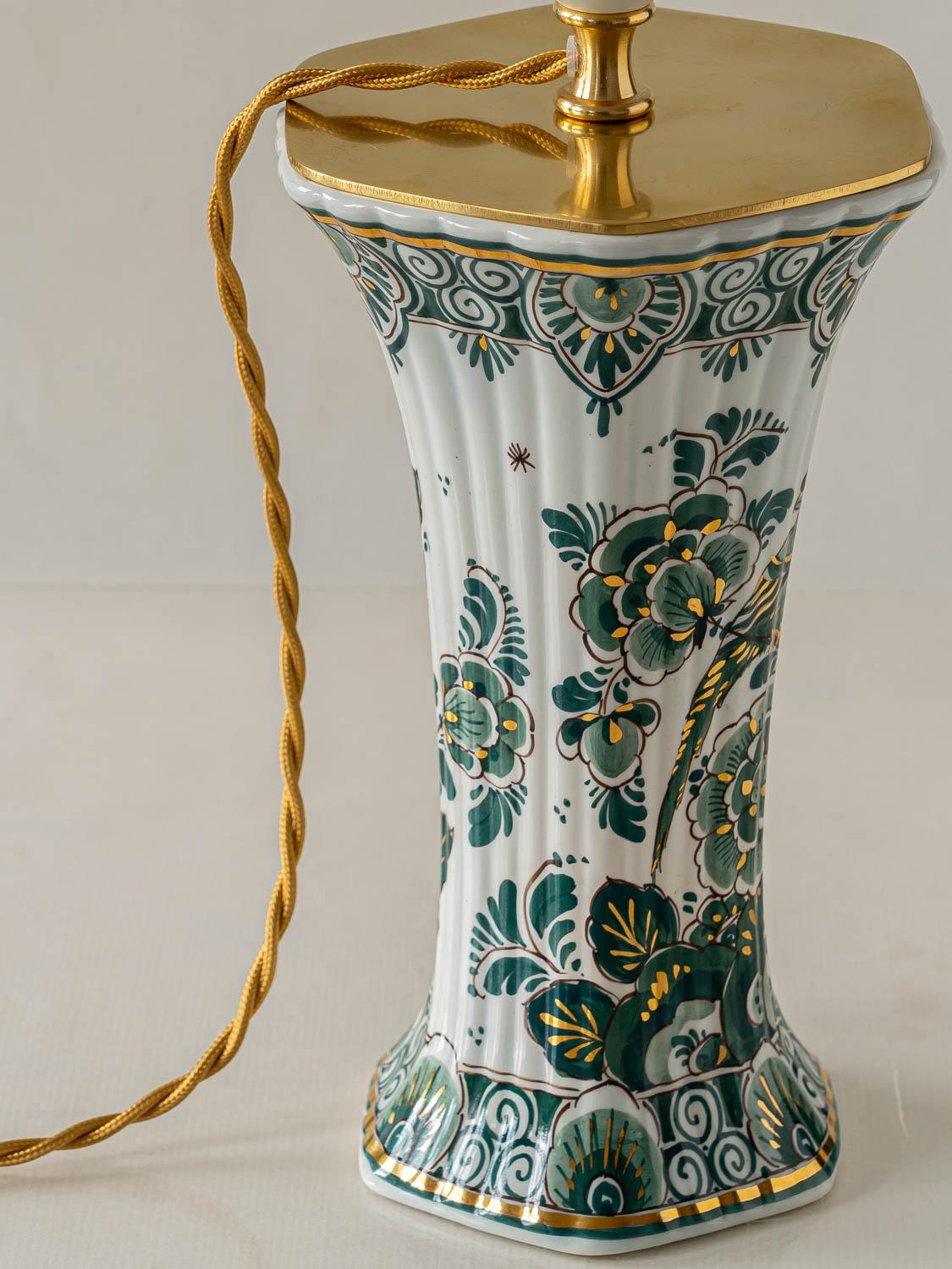 Chinoiserie Delft Green Table Lamps (1950-1970) with New Pleated Peach Silk Shades, Set of 2