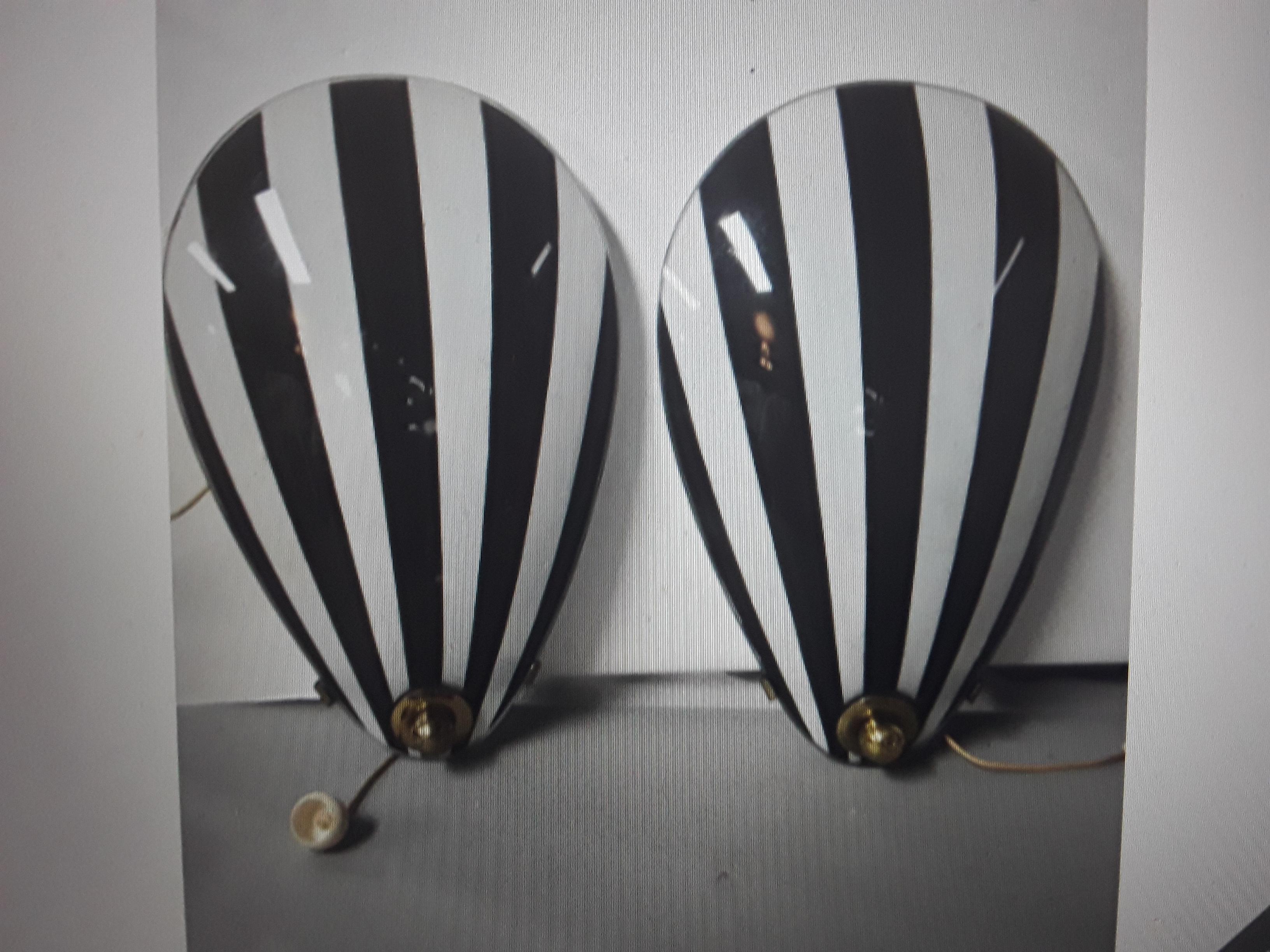 Coppia di lampade da parete in vetro artistico di Murano del 1950, metà secolo, a forma di conchiglia di vongola in vendita 6