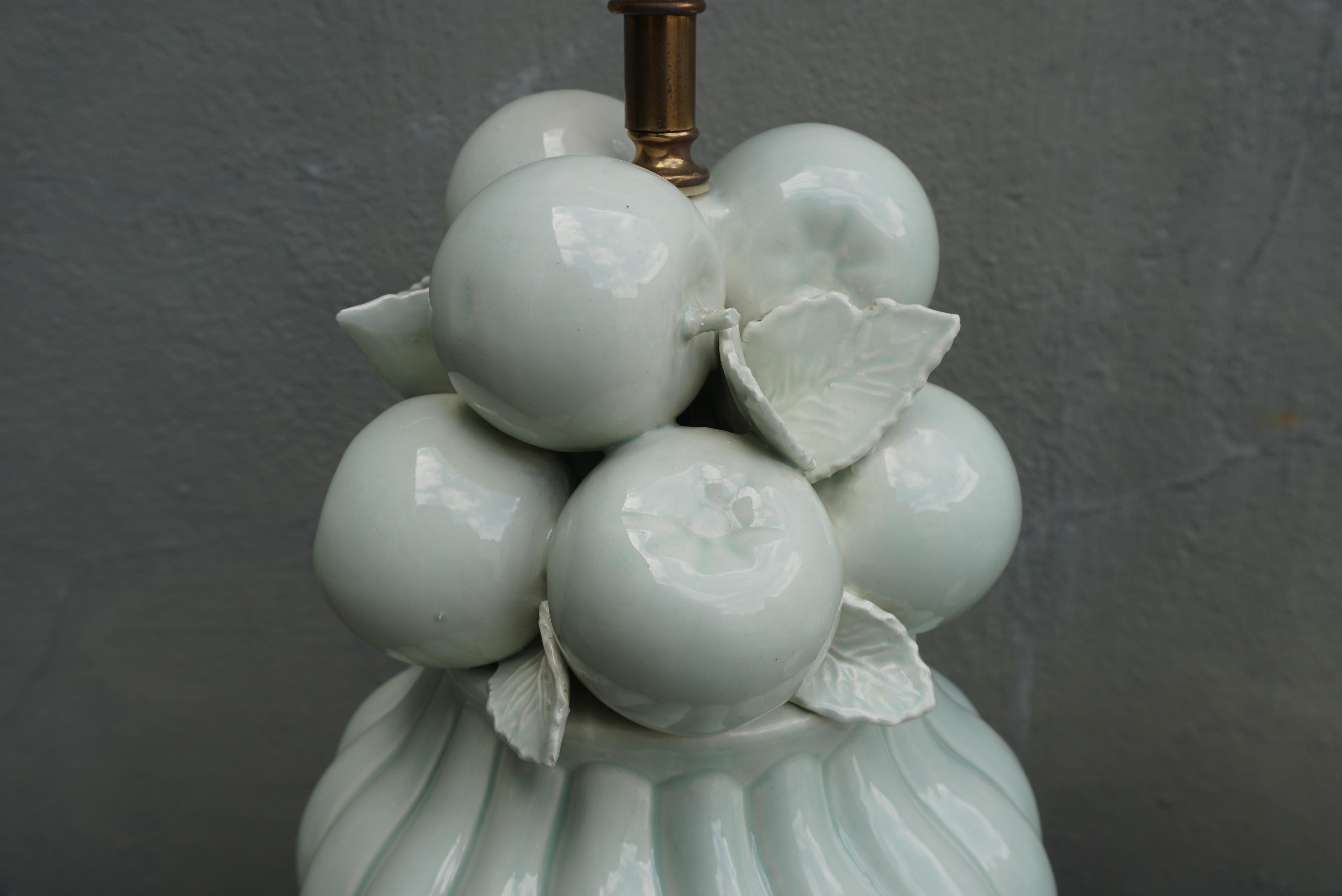 Pair, 1950s Mint Green Fruit Bassanello Lamps In Good Condition For Sale In Antwerp, BE