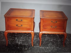 Pair 1950's Vintage Traditional Night Stands/ End Tables/ Leather Top