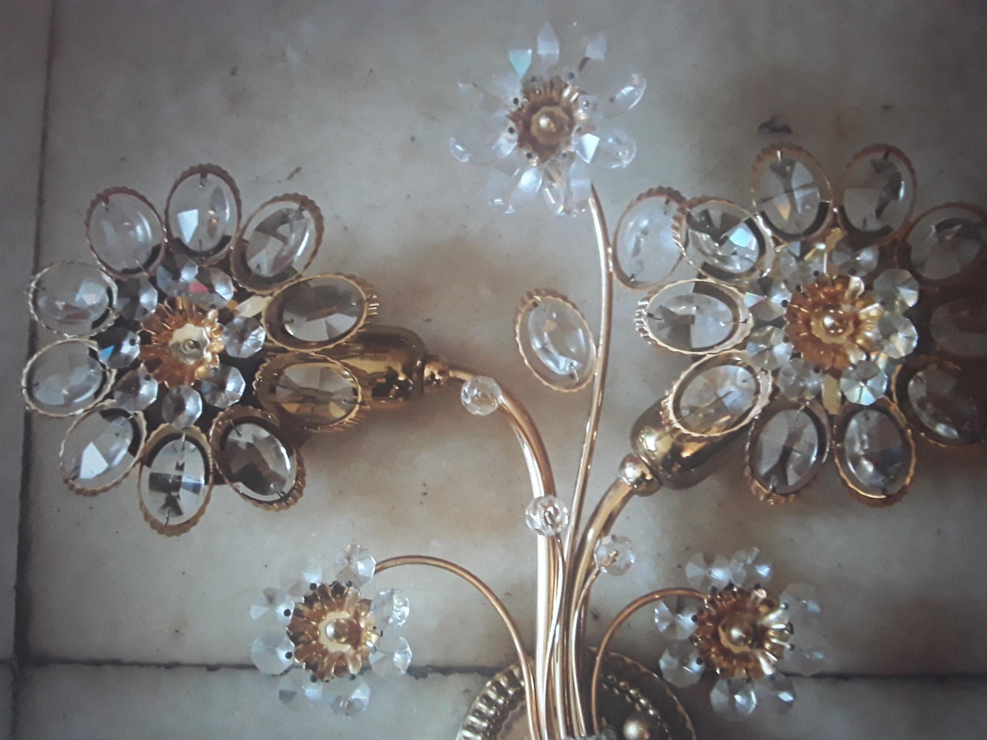 Pair 1960s Austrian Mid Century Modern 24K w/Cut Crystal Floral Form Wall Sonces For Sale 5