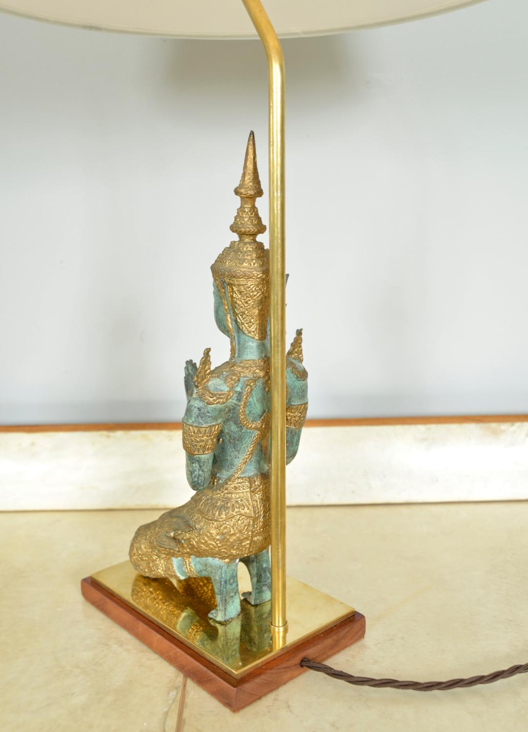 Paar vergoldete thailändische Teppanom-Buddha-Tischlampen aus Bronze und Messing, 1960er Jahre, Mont-Stil, Belgien im Angebot 4