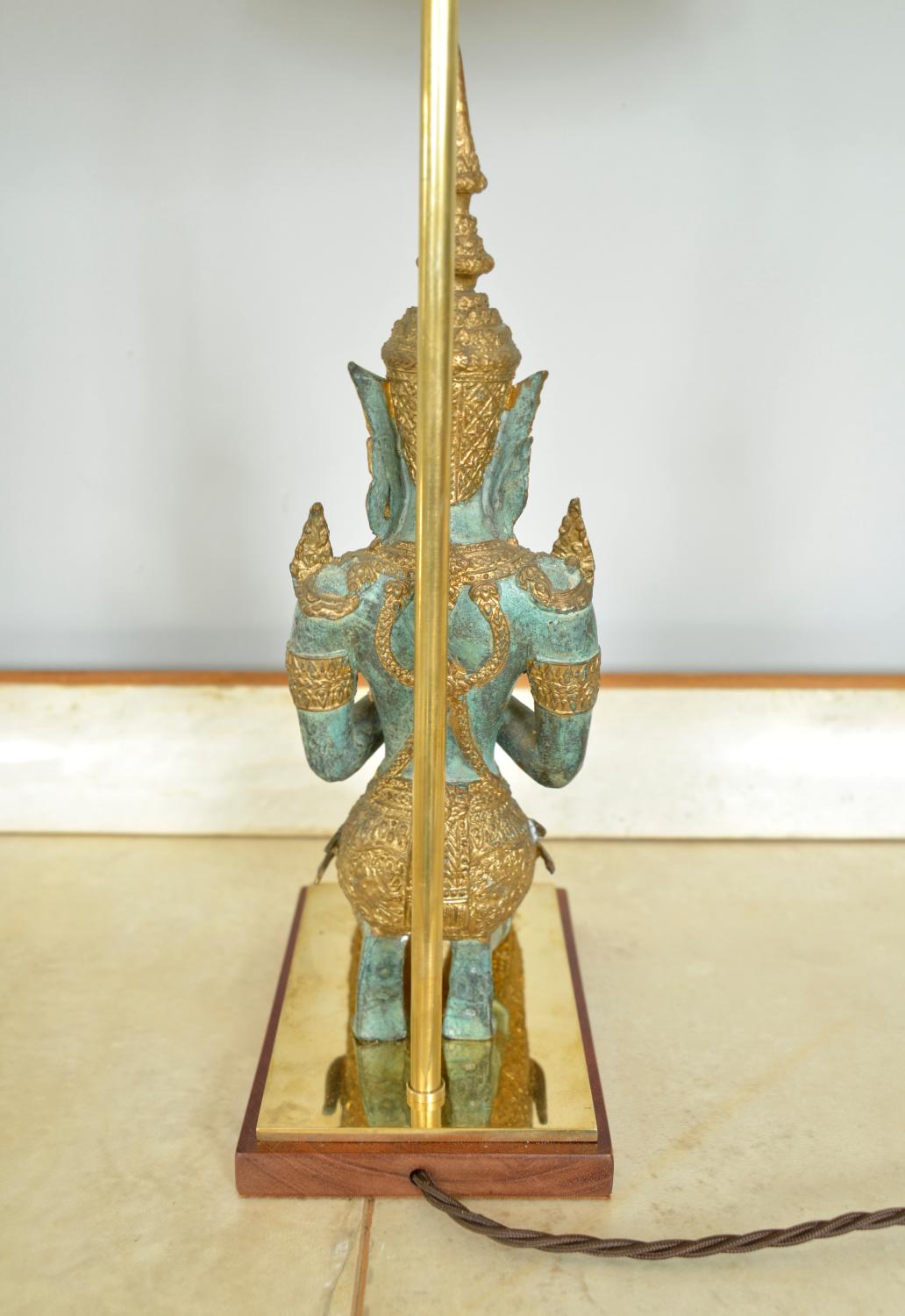 Paar vergoldete thailändische Teppanom-Buddha-Tischlampen aus Bronze und Messing, 1960er Jahre, Mont-Stil, Belgien im Angebot 5