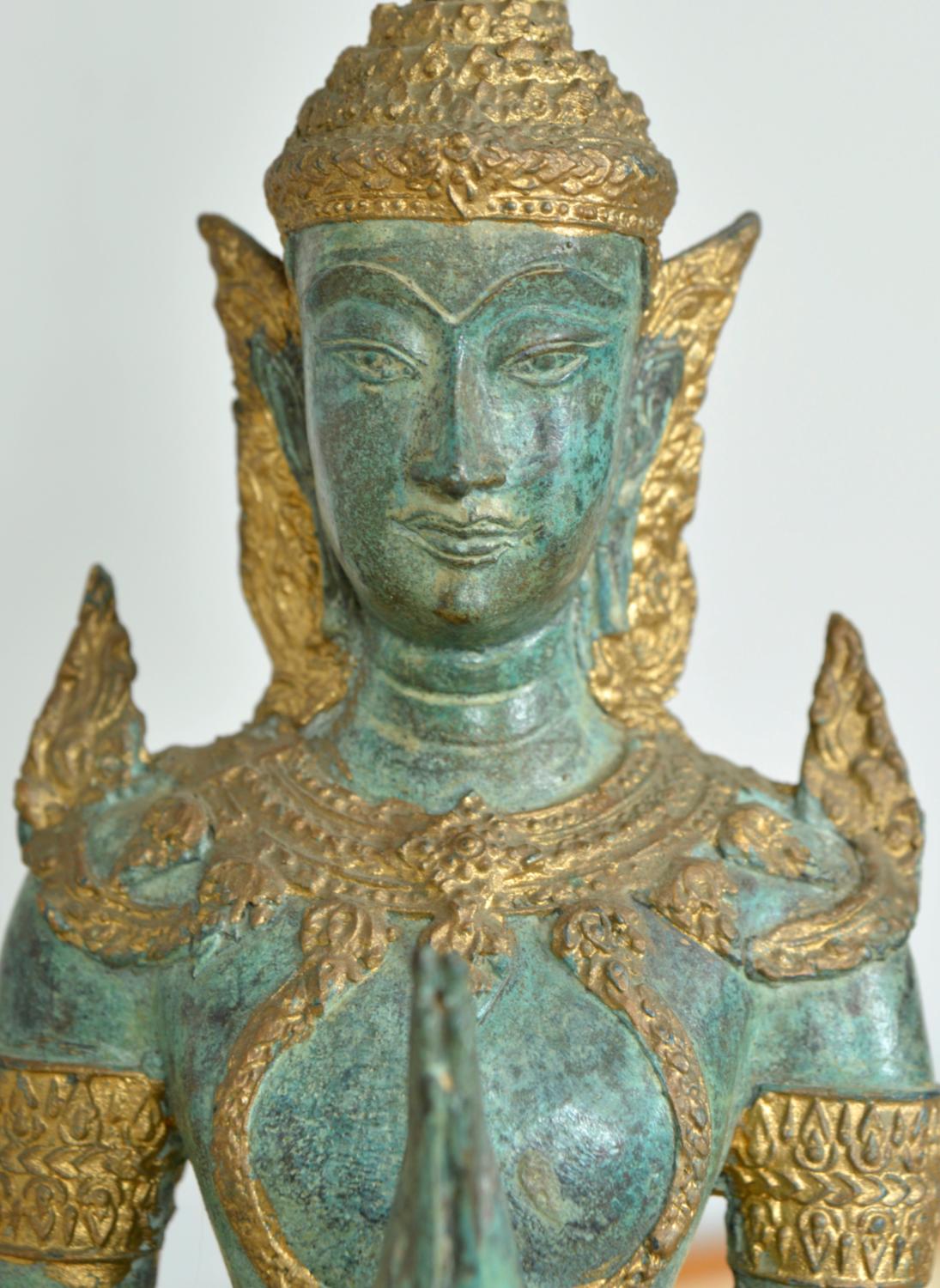 Paar vergoldete thailändische Teppanom-Buddha-Tischlampen aus Bronze und Messing, 1960er Jahre, Mont-Stil, Belgien im Angebot 8