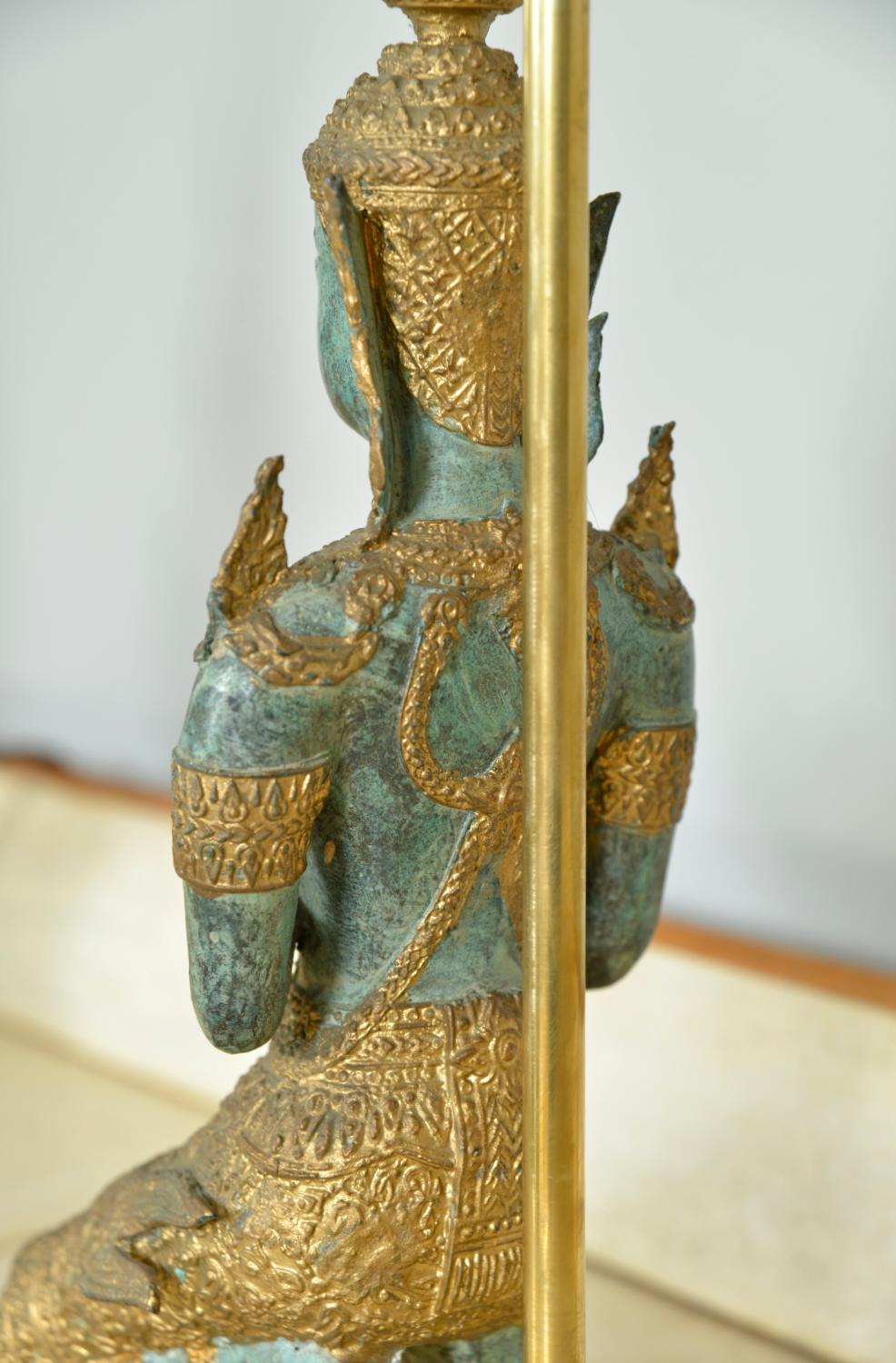 Paar vergoldete thailändische Teppanom-Buddha-Tischlampen aus Bronze und Messing, 1960er Jahre, Mont-Stil, Belgien im Angebot 12