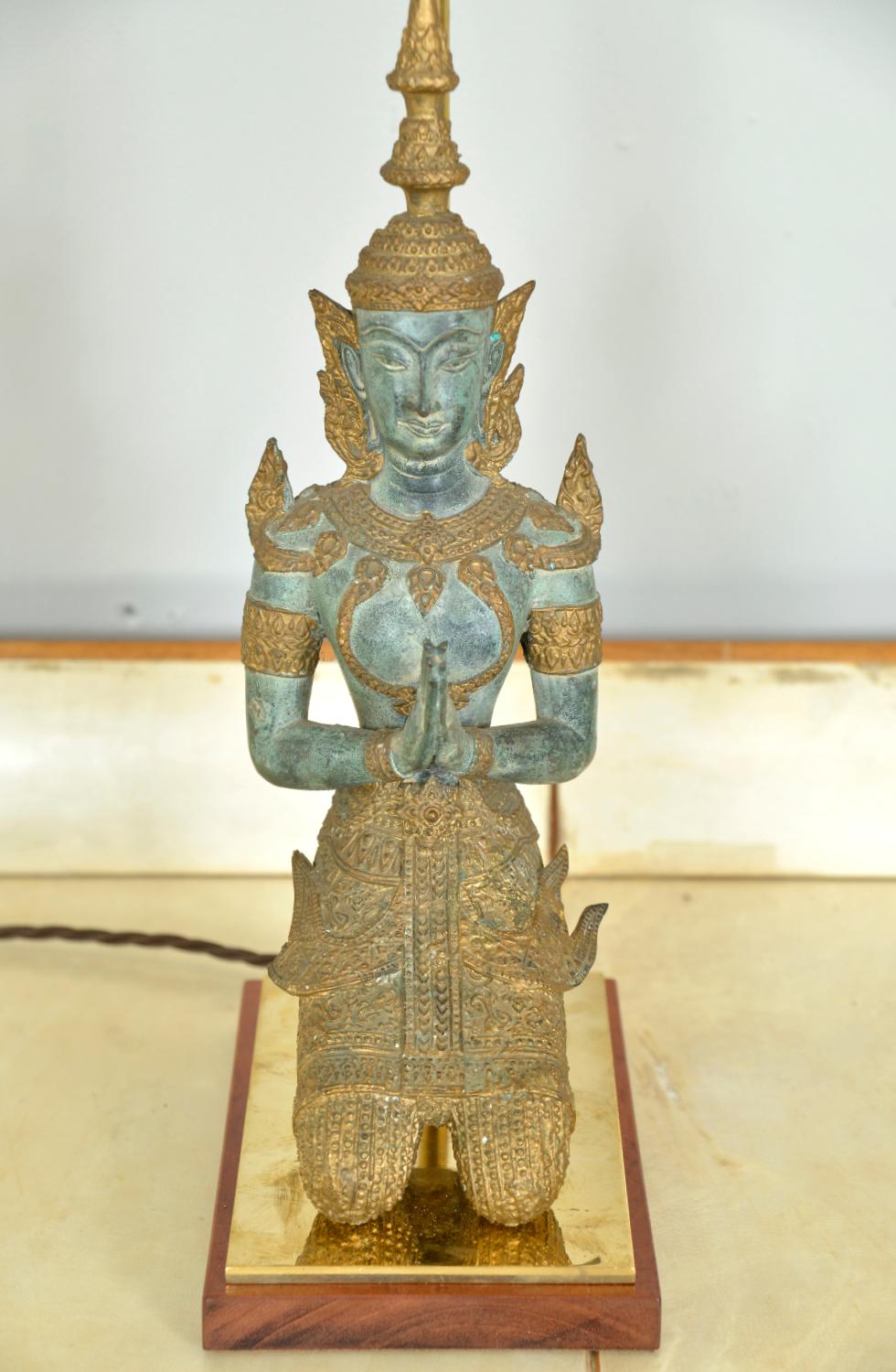 Paar vergoldete thailändische Teppanom-Buddha-Tischlampen aus Bronze und Messing, 1960er Jahre, Mont-Stil, Belgien im Angebot 13
