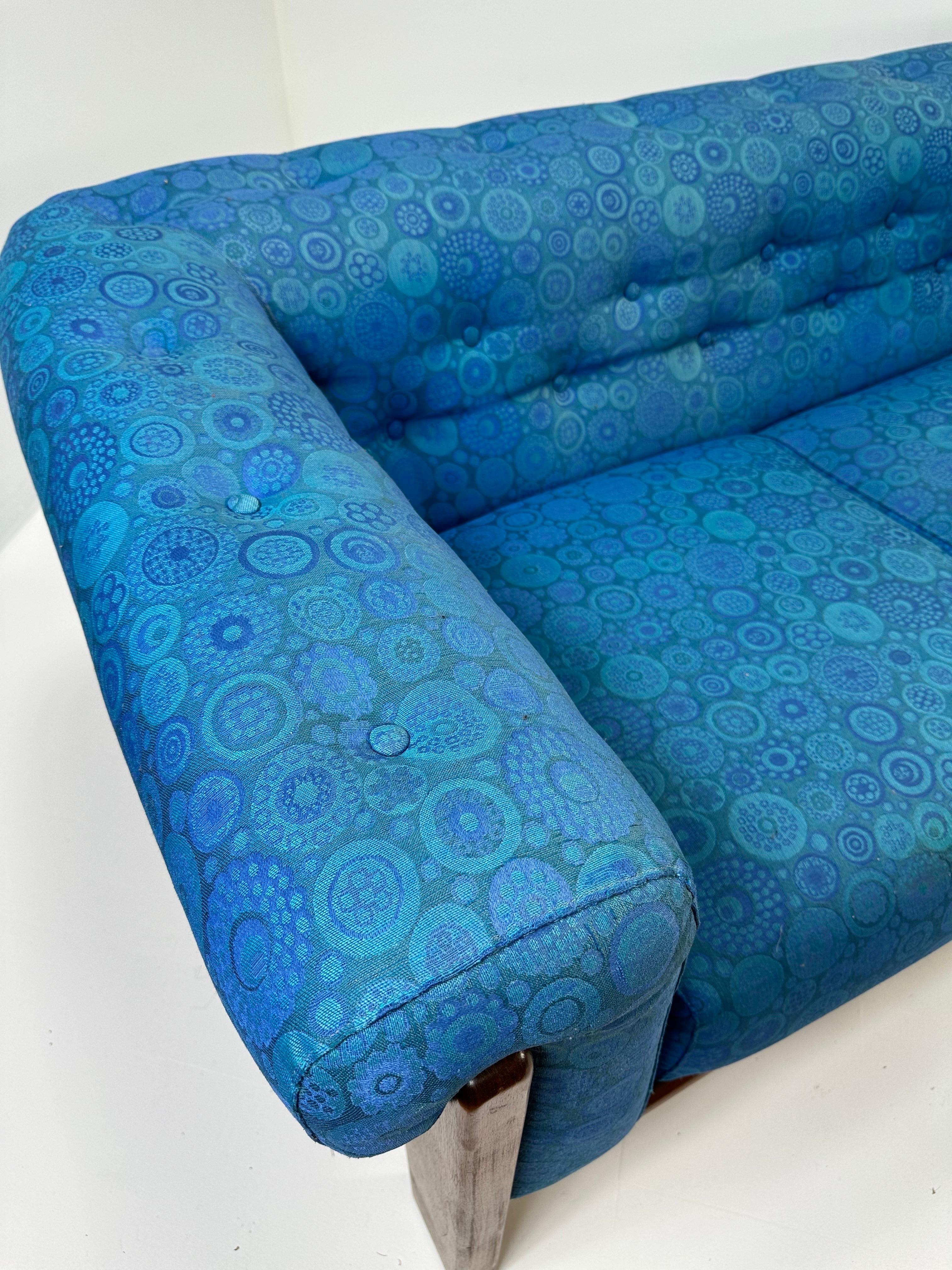 Paar 1960's dänische Sofa mit Vintage-Polsterung im Angebot 2