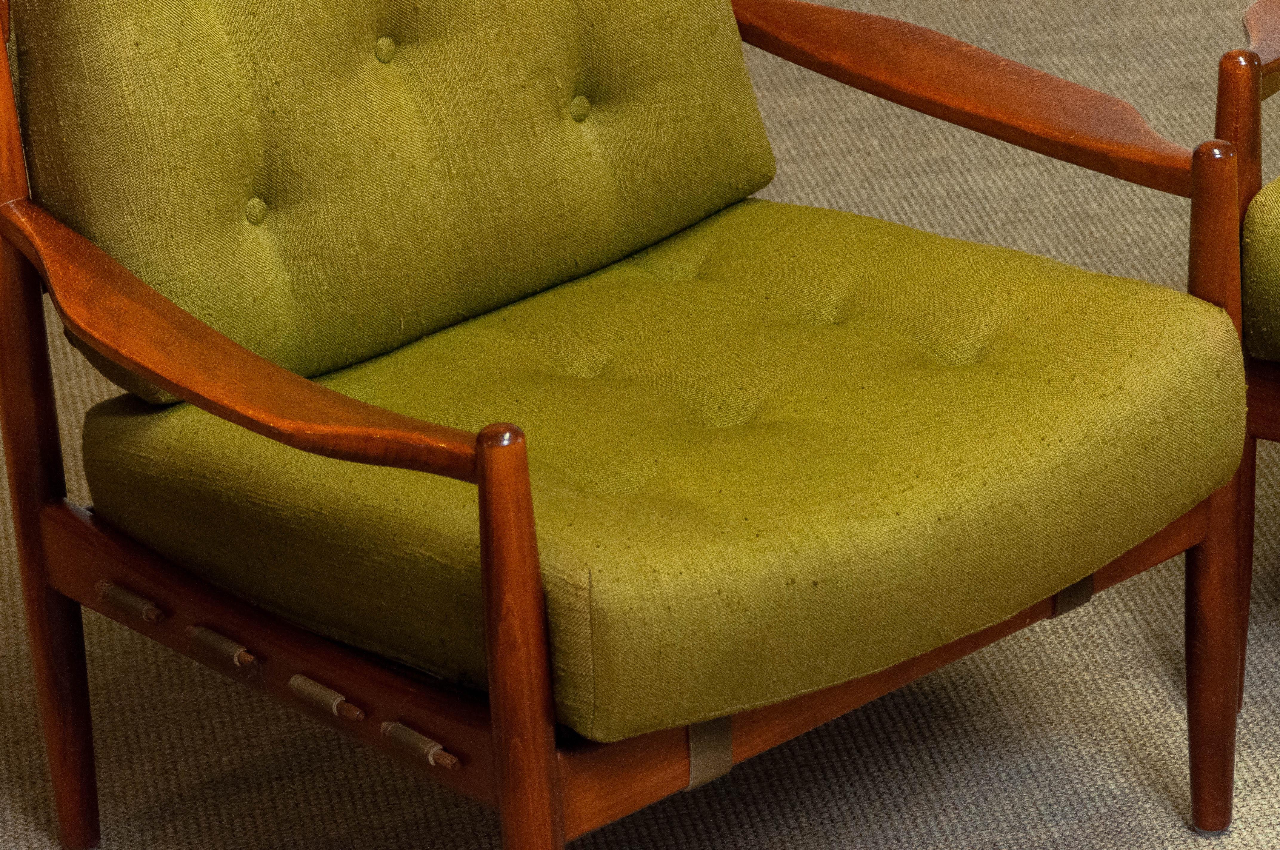 Pair 1960's Green Linen 'Läckö' Lounge Chairs By Ingemar Thillmark For OPE For Sale 5