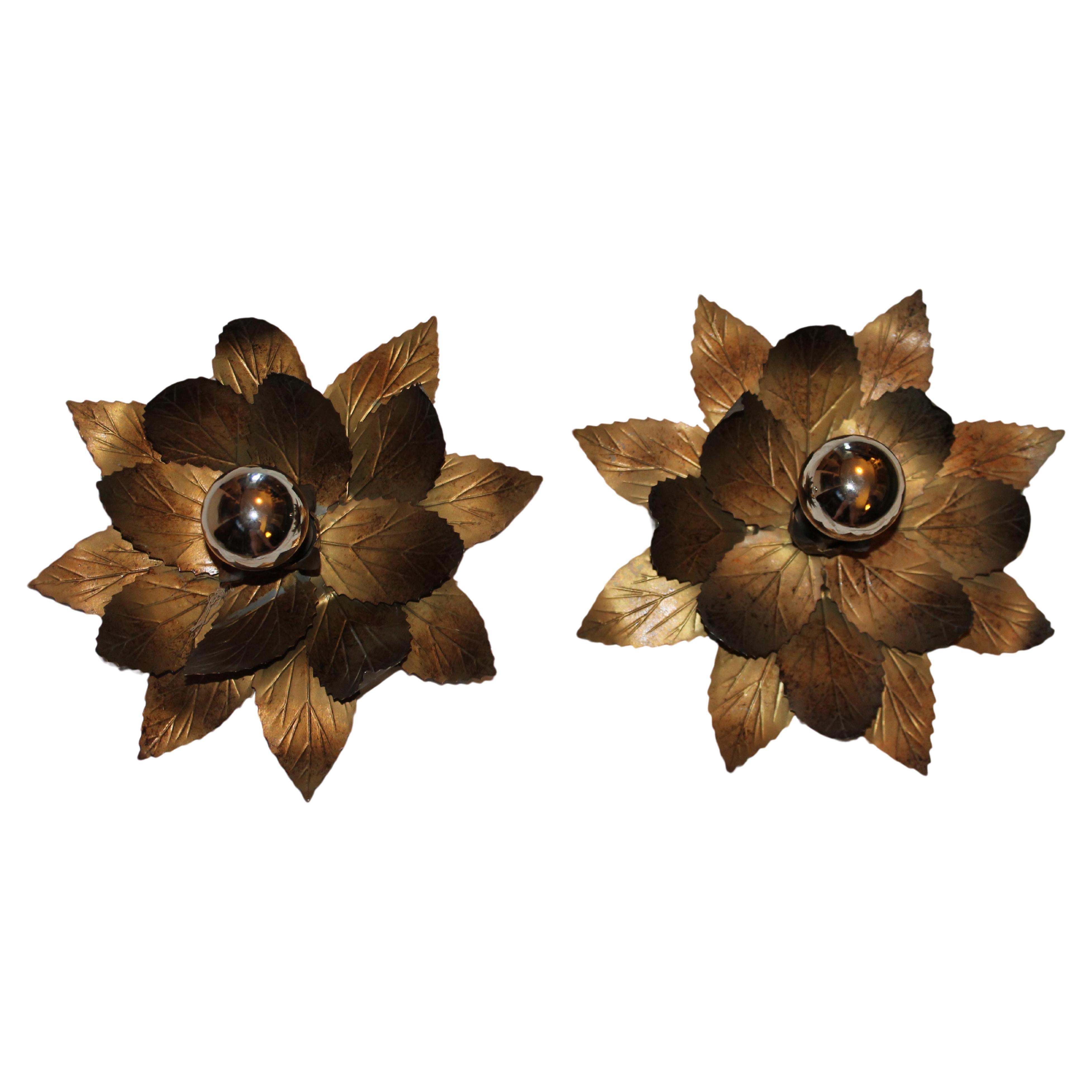 Pair Italian Mid Century Modern Brutalist Flower Form Gilt Metal Flower in Bloom Wall Sconces. Very beautiful sconces in very good condition.