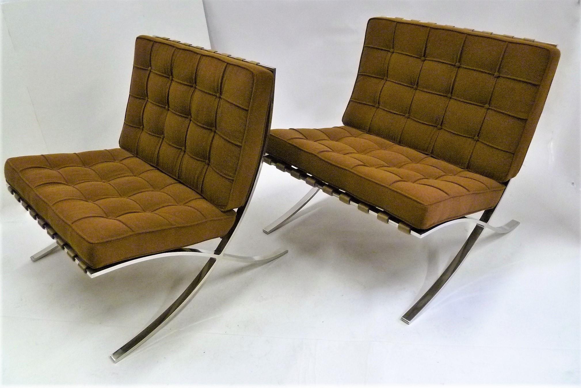 Pair of 1960s Knoll Barcelona Chairs by Mies van der Rohe In Good Condition In Miami, FL