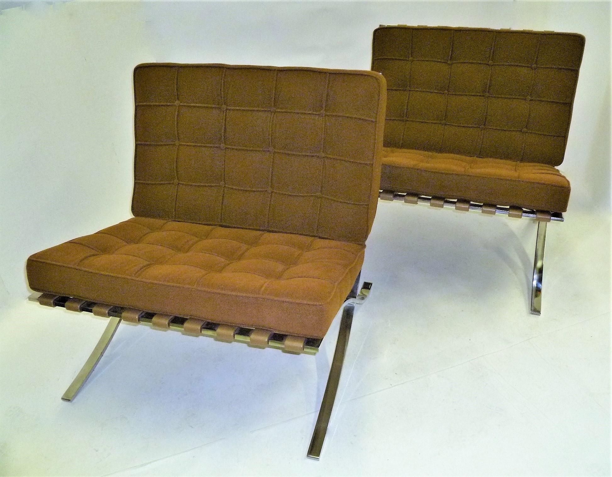 Mid-20th Century Pair of 1960s Knoll Barcelona Chairs by Mies van der Rohe