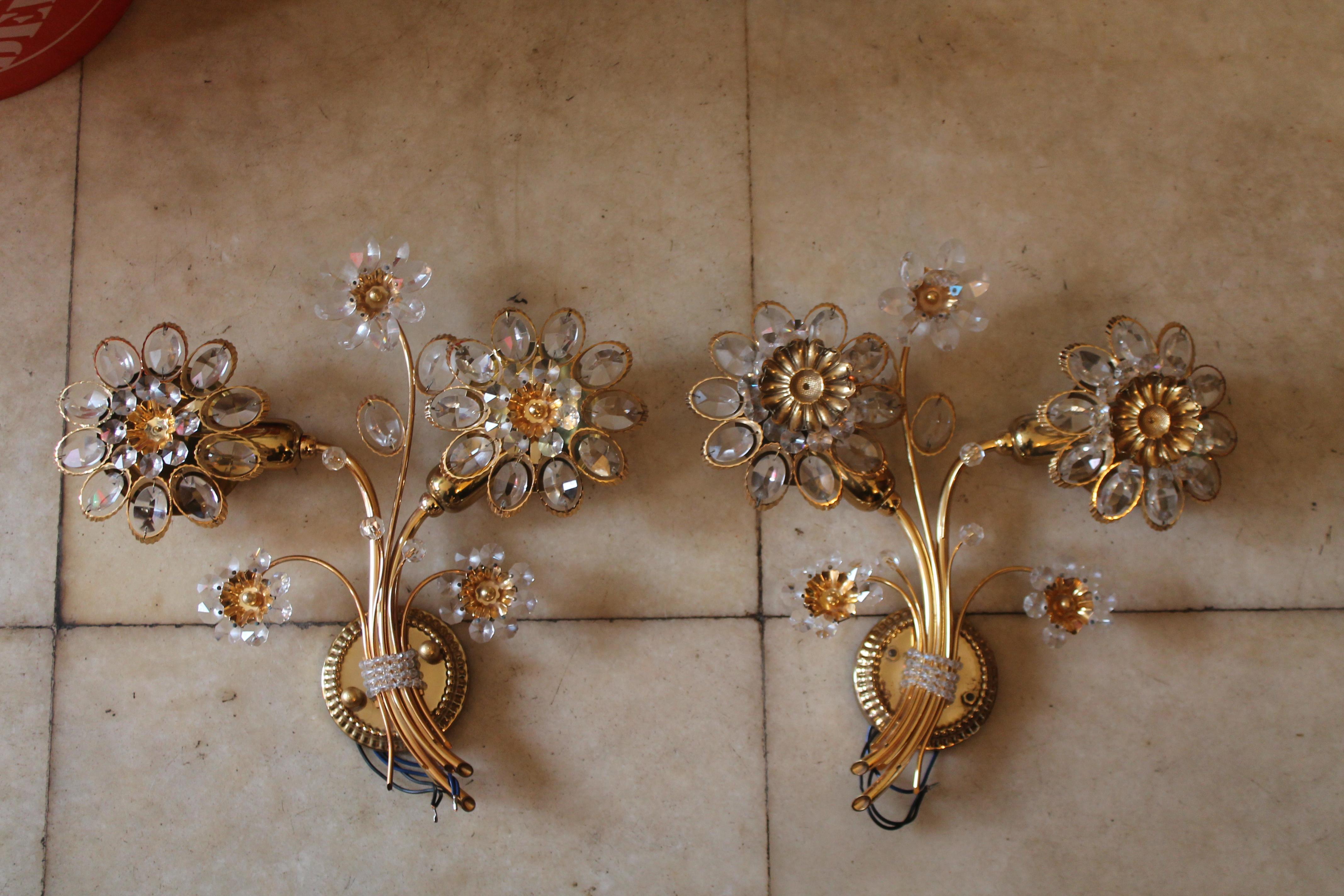 Pair 1960's Large Mid Century Modern 24K with Crystal Flower Form By Palwa In Good Condition For Sale In Opa Locka, FL