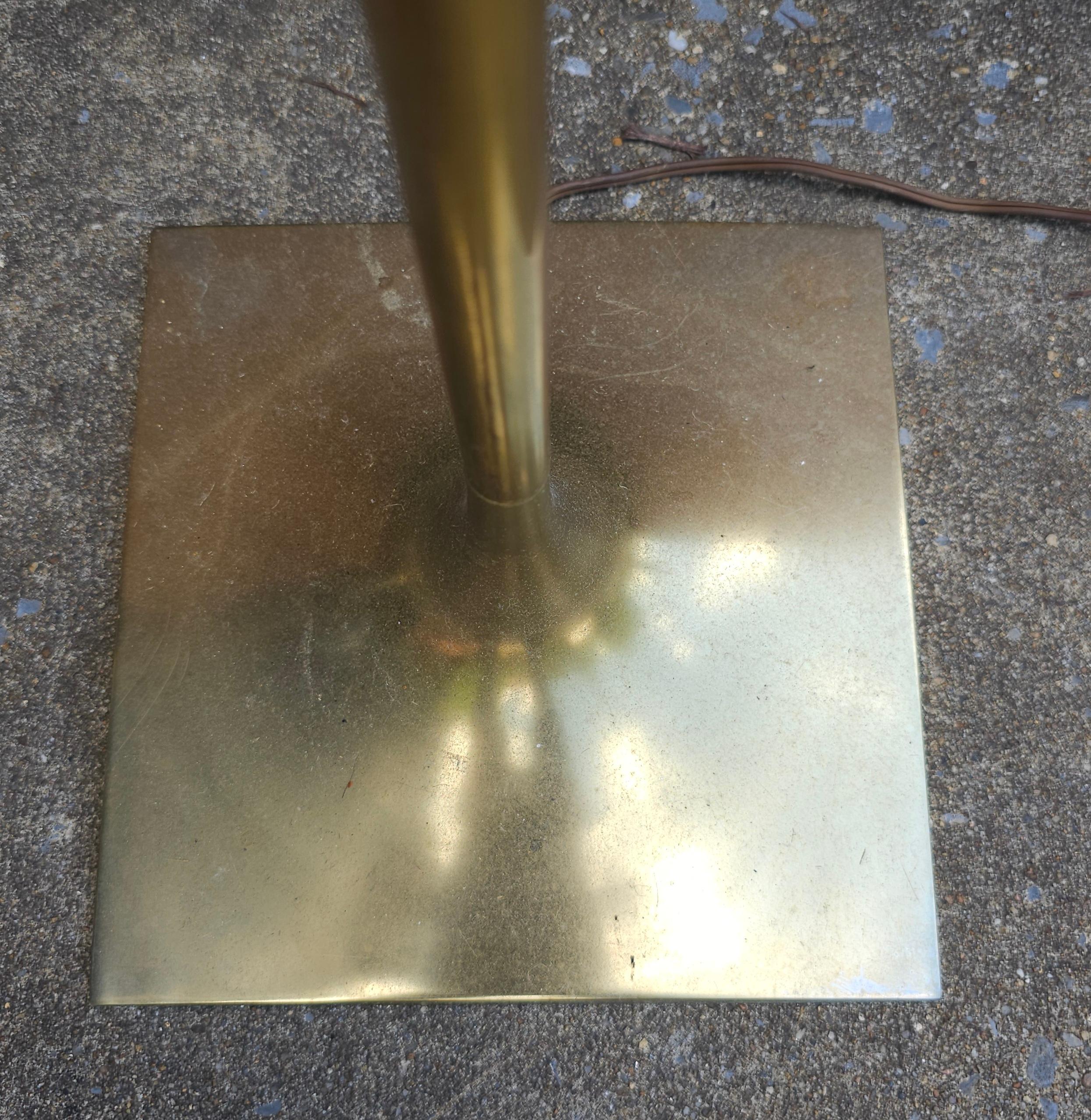 Pair 1960's Laurel Lamp Co. Tulip Glass & Brass Floor Lamp by GERALD THURSTON In Good Condition In Germantown, MD
