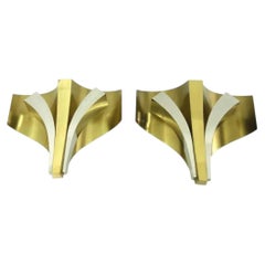 Pareja de apliques de pared modernos de mediados de siglo de 1960, en plata y dorado, de MaisonBagues