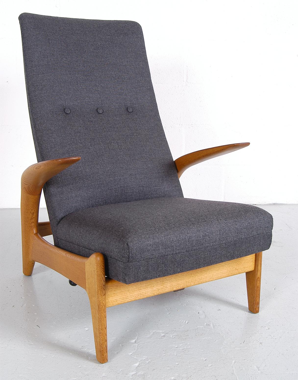 Pair 1960s Midcentury Oak + Grey Rock ‘n’ Rest Lounge Chairs by Rastad & Relling 5
